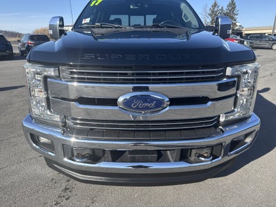 2017 Ford Super Duty F-250 SRW Lariat