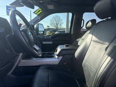 2017 Ford Super Duty F-250 SRW Lariat