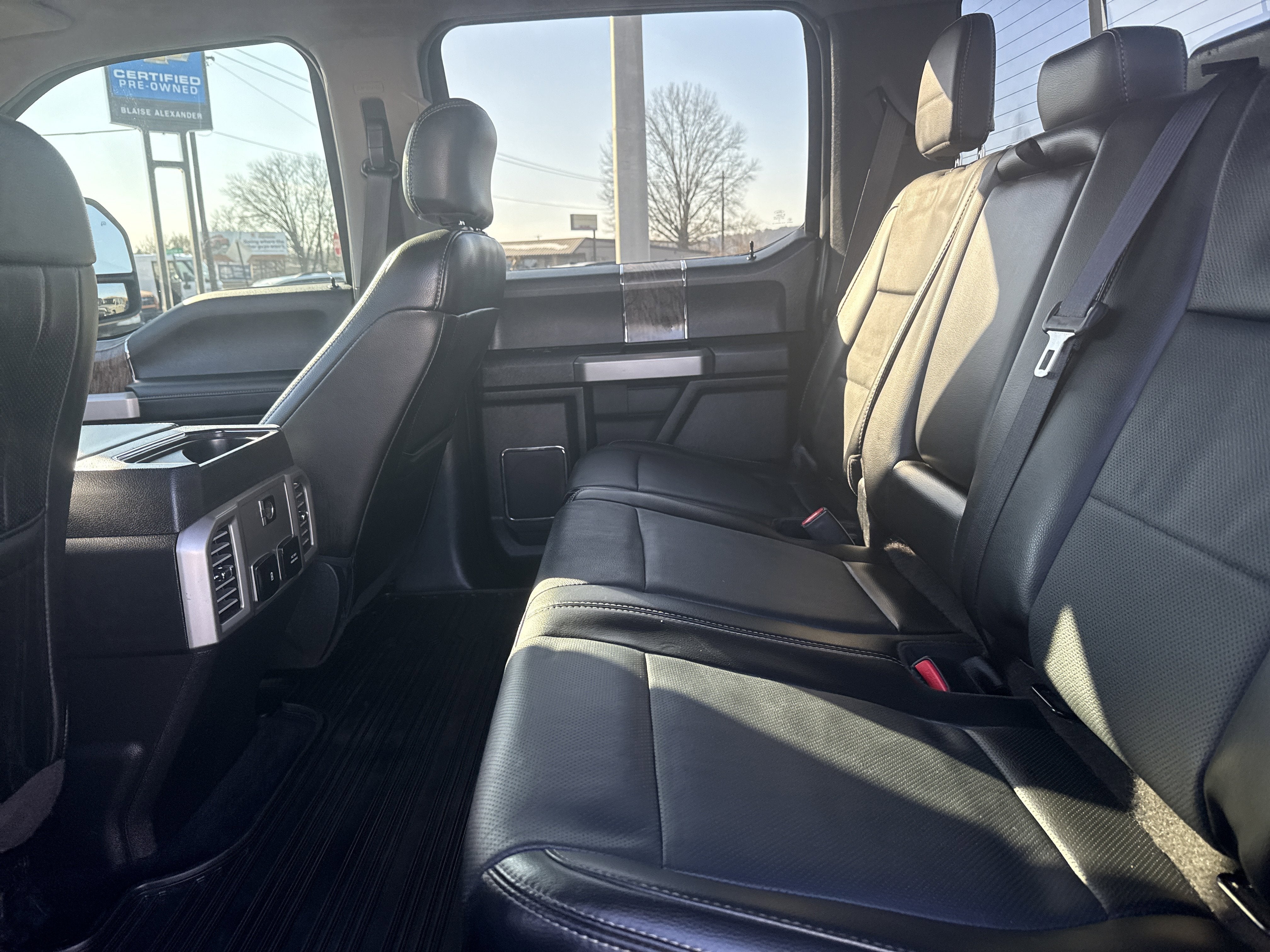 2017 Ford Super Duty F-250 SRW Lariat