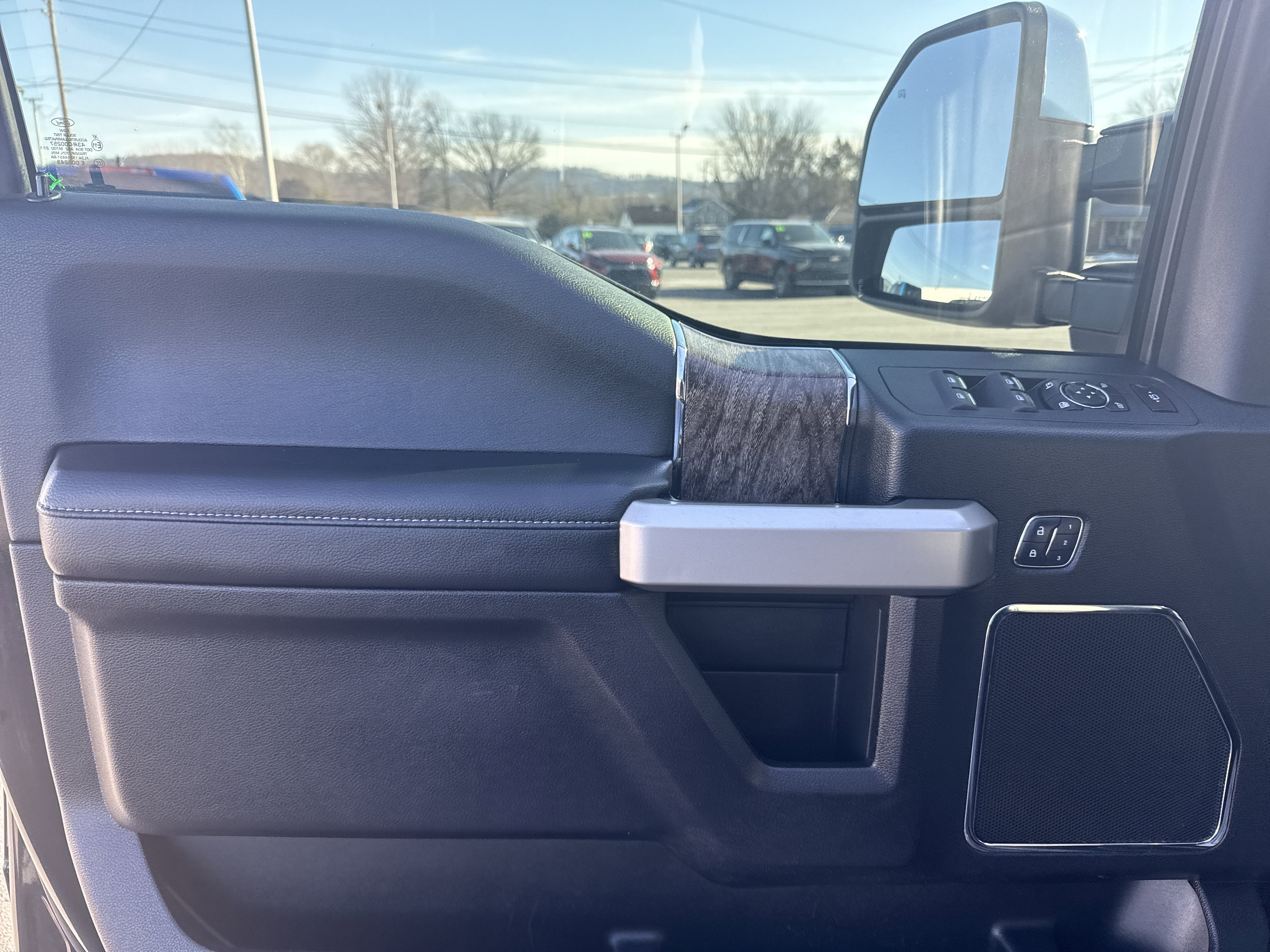 2017 Ford Super Duty F-250 SRW Lariat