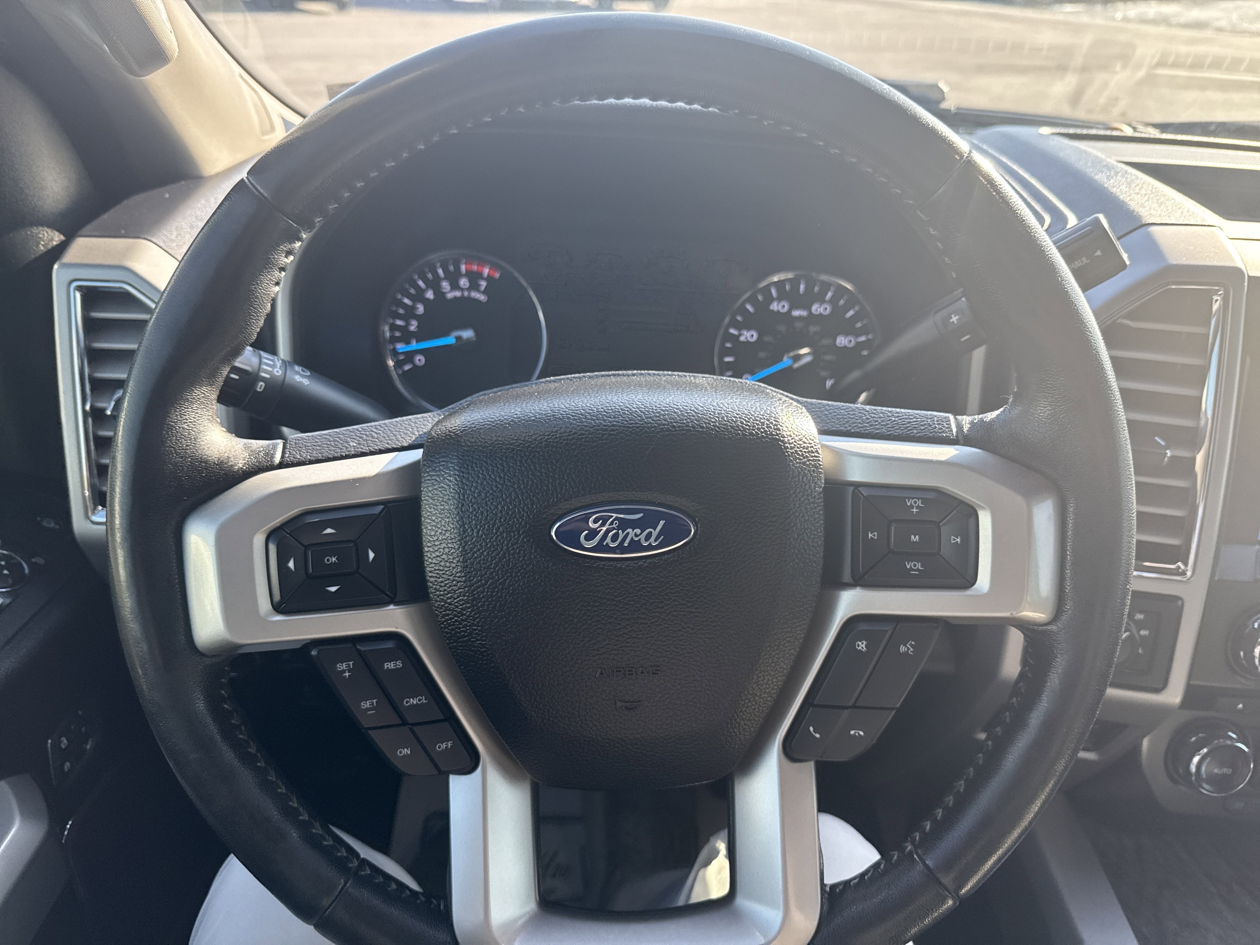 2017 Ford Super Duty F-250 SRW Lariat