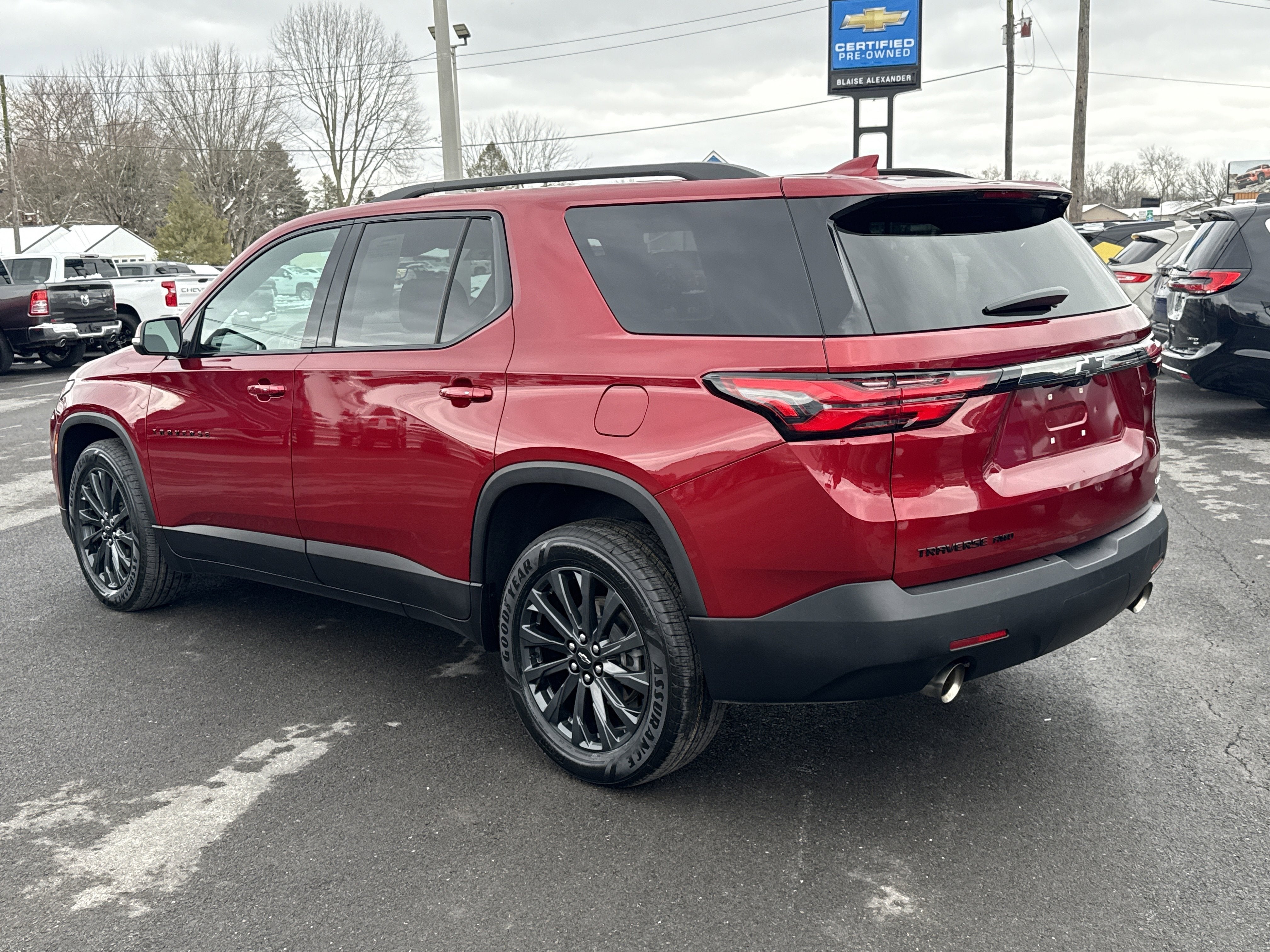 2023 Chevrolet Traverse RS