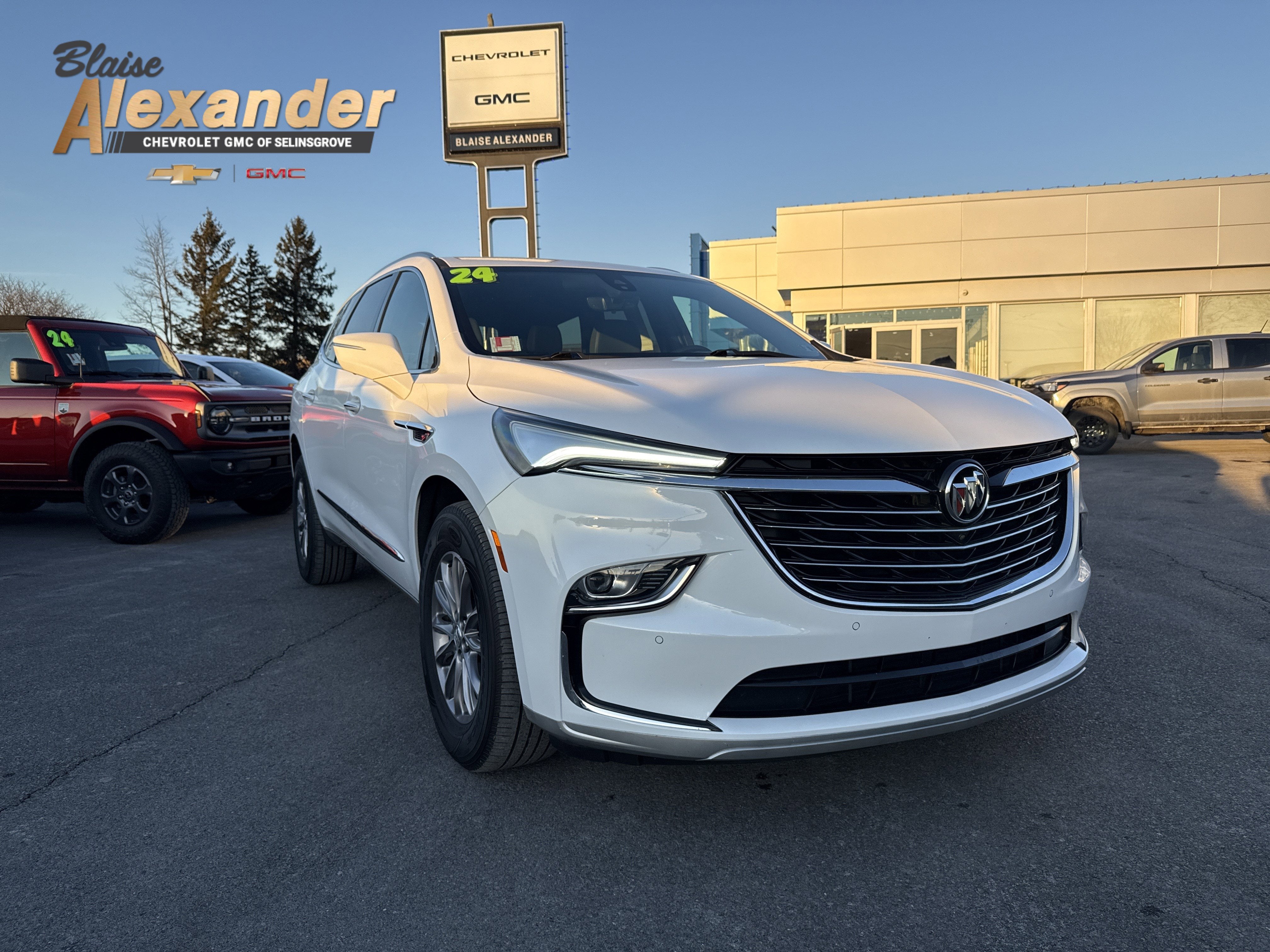 2024 Buick Enclave Premium
