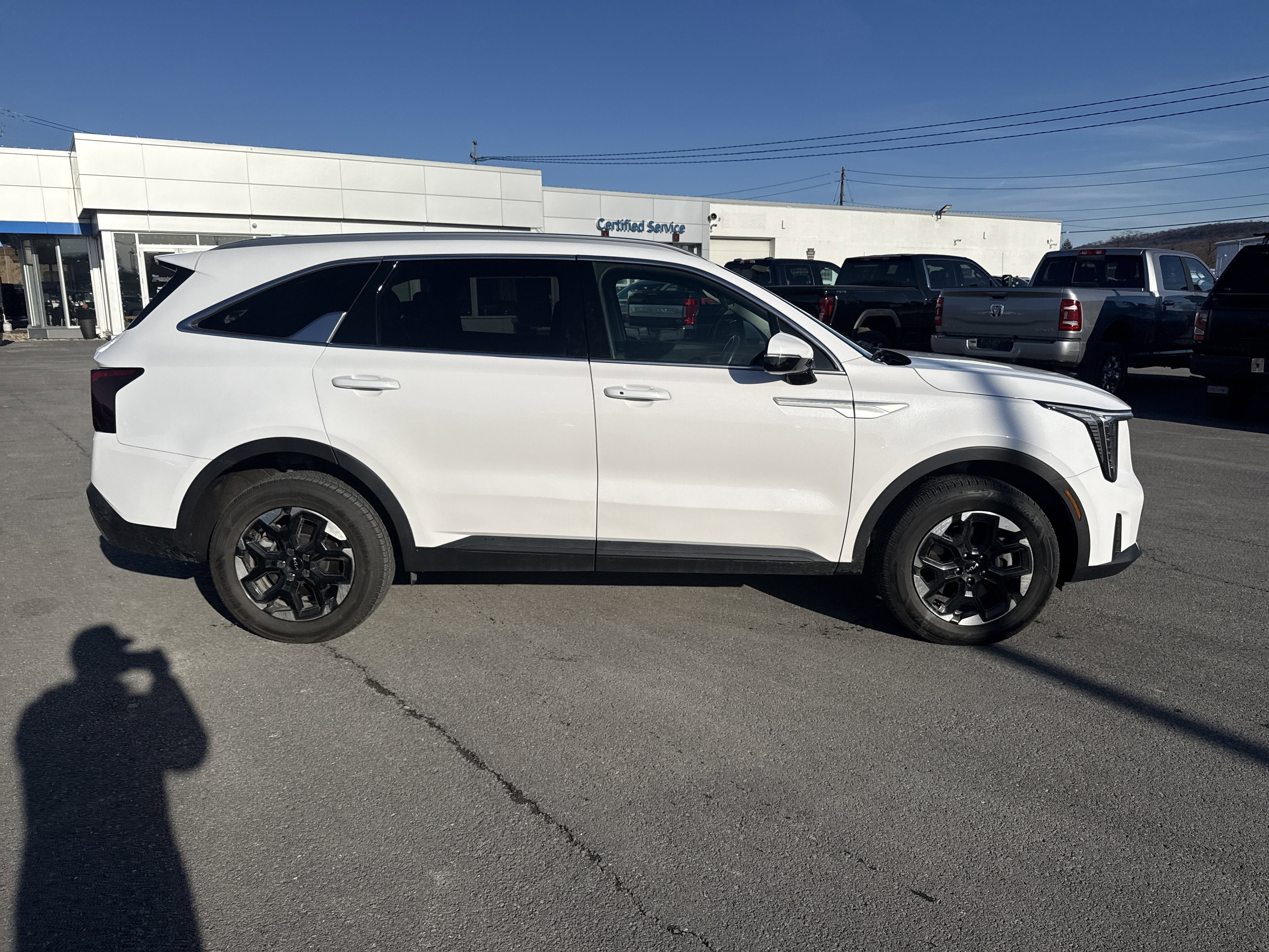 2024 Kia Sorento S