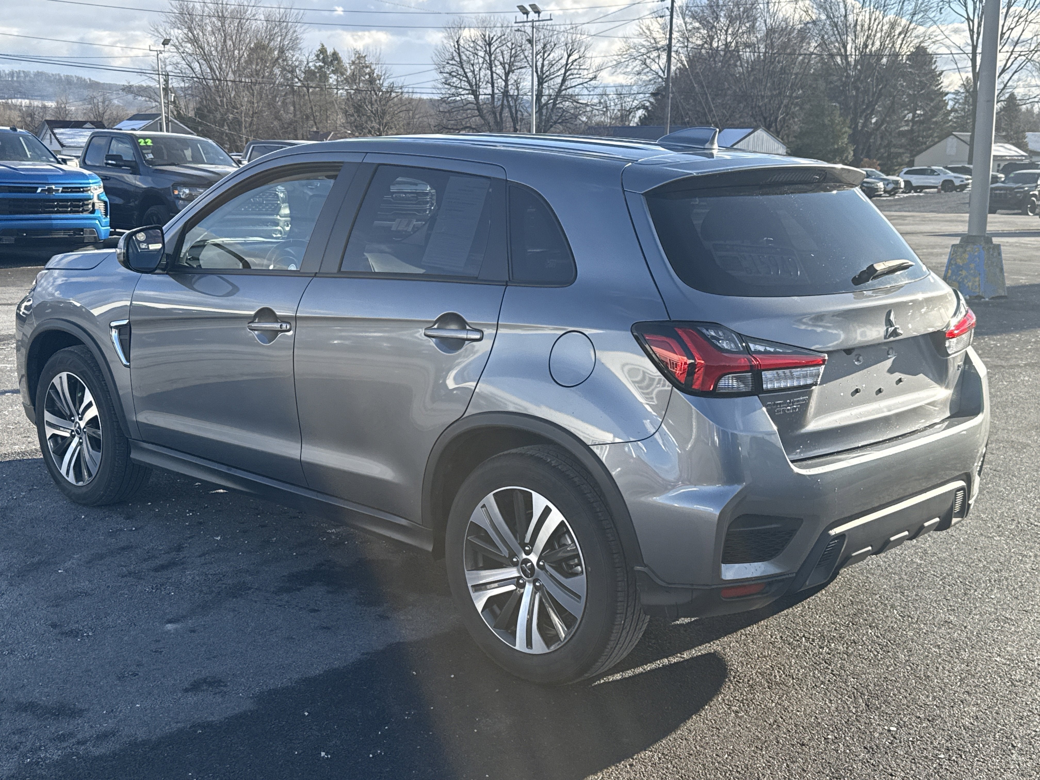 2025 Mitsubishi Outlander Sport S