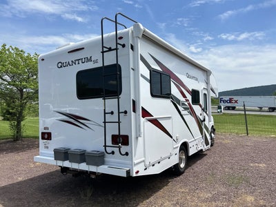 2024 THOR QUANTUM Van 159"