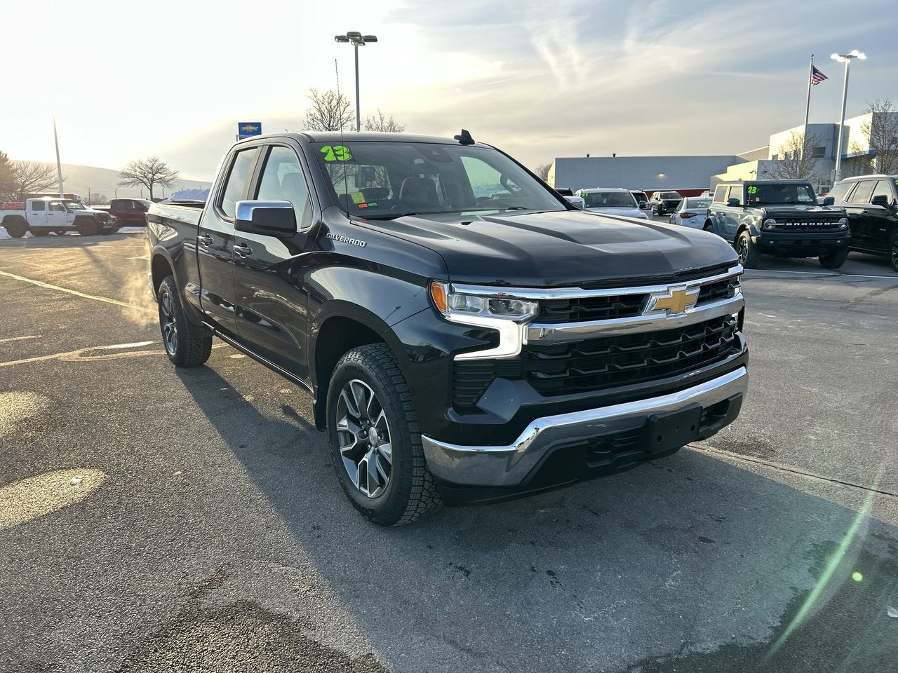 2023 Chevrolet Silverado 1500 LT