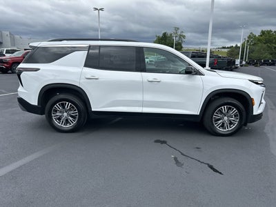 2026 Chevrolet Traverse AWD LT