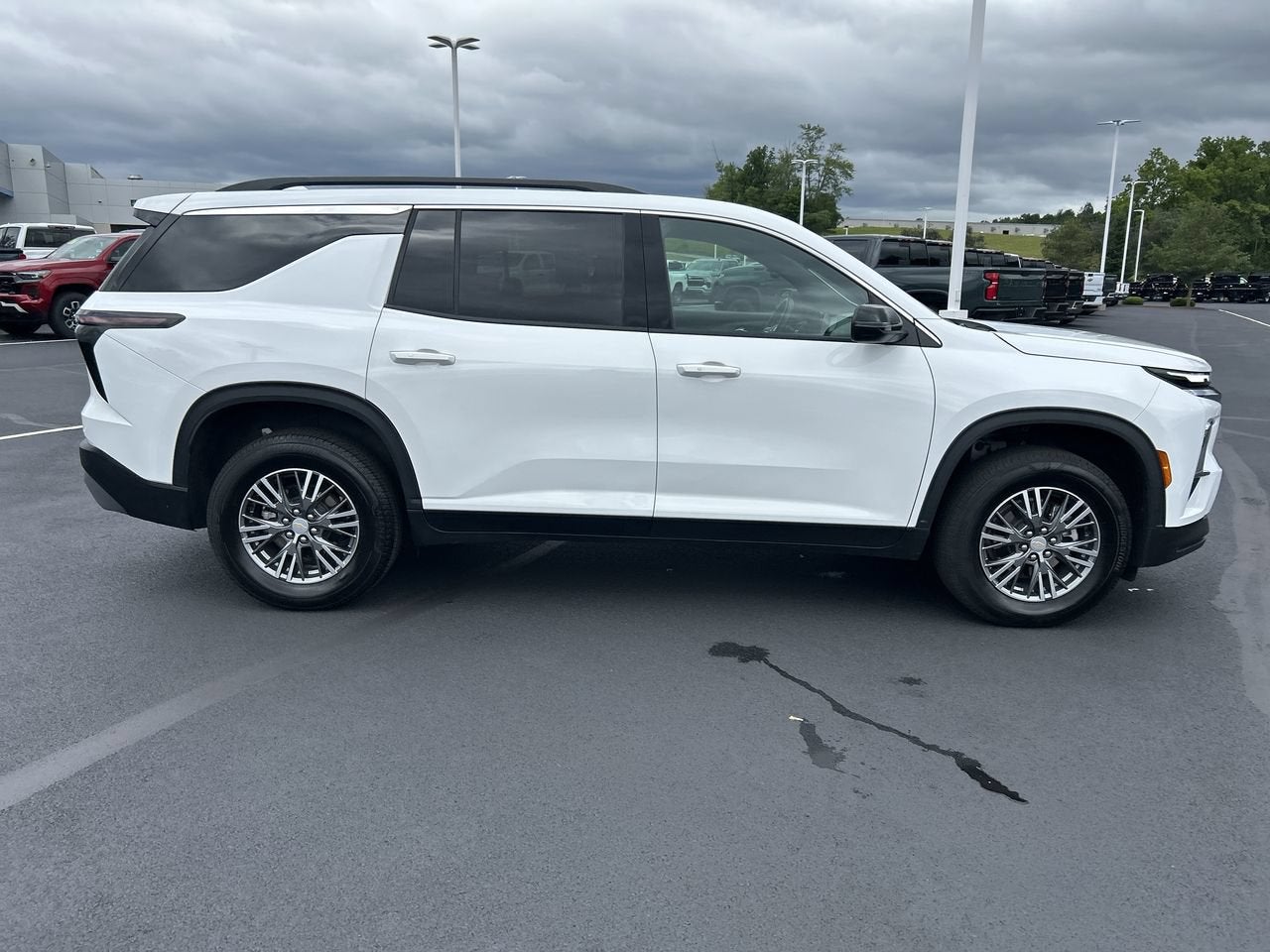 2026 Chevrolet Traverse AWD LT