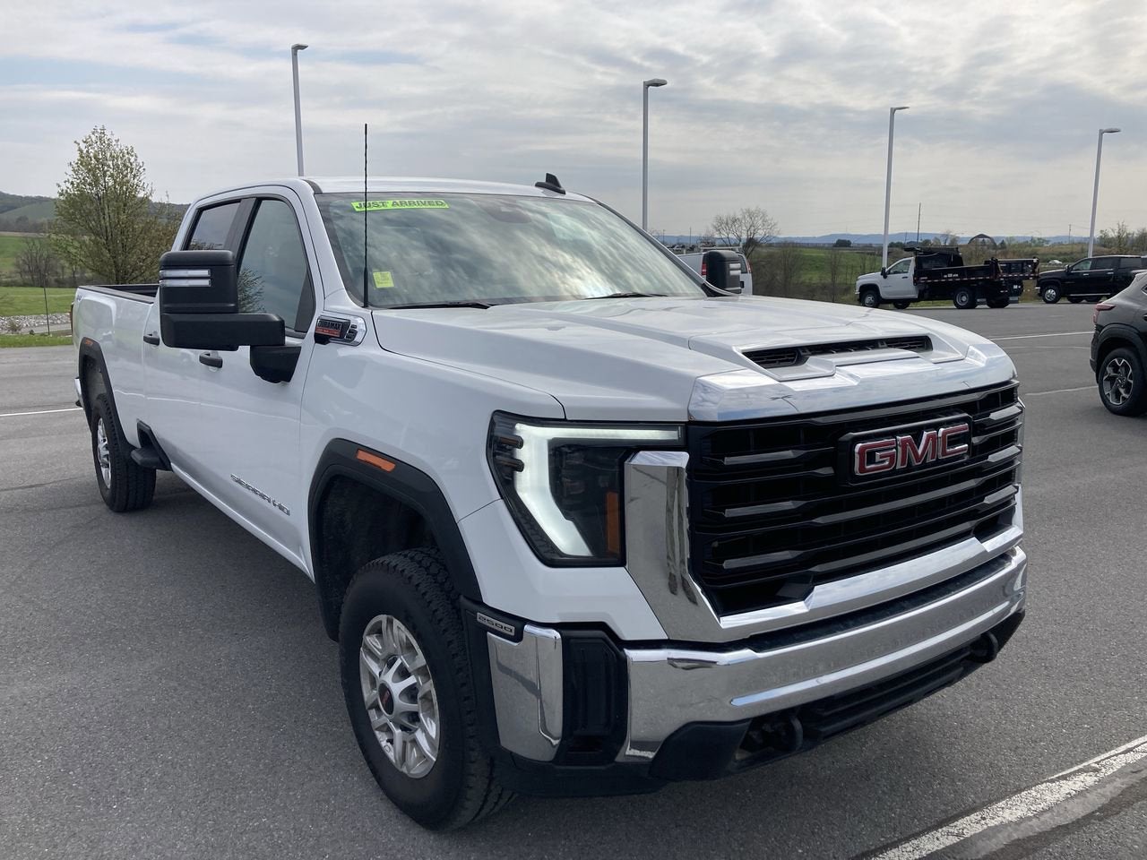 2024 GMC Sierra 2500HD Pro