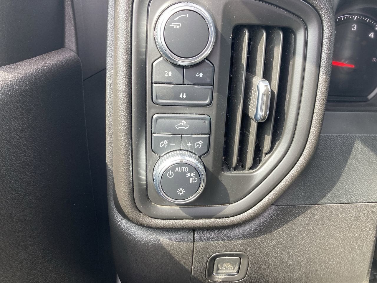 2024 GMC Sierra 2500HD Pro