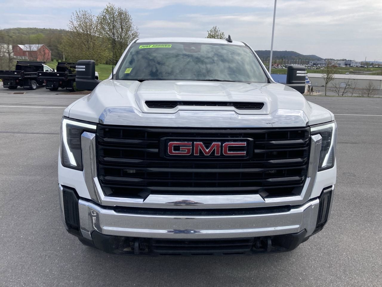 2024 GMC Sierra 2500HD Pro