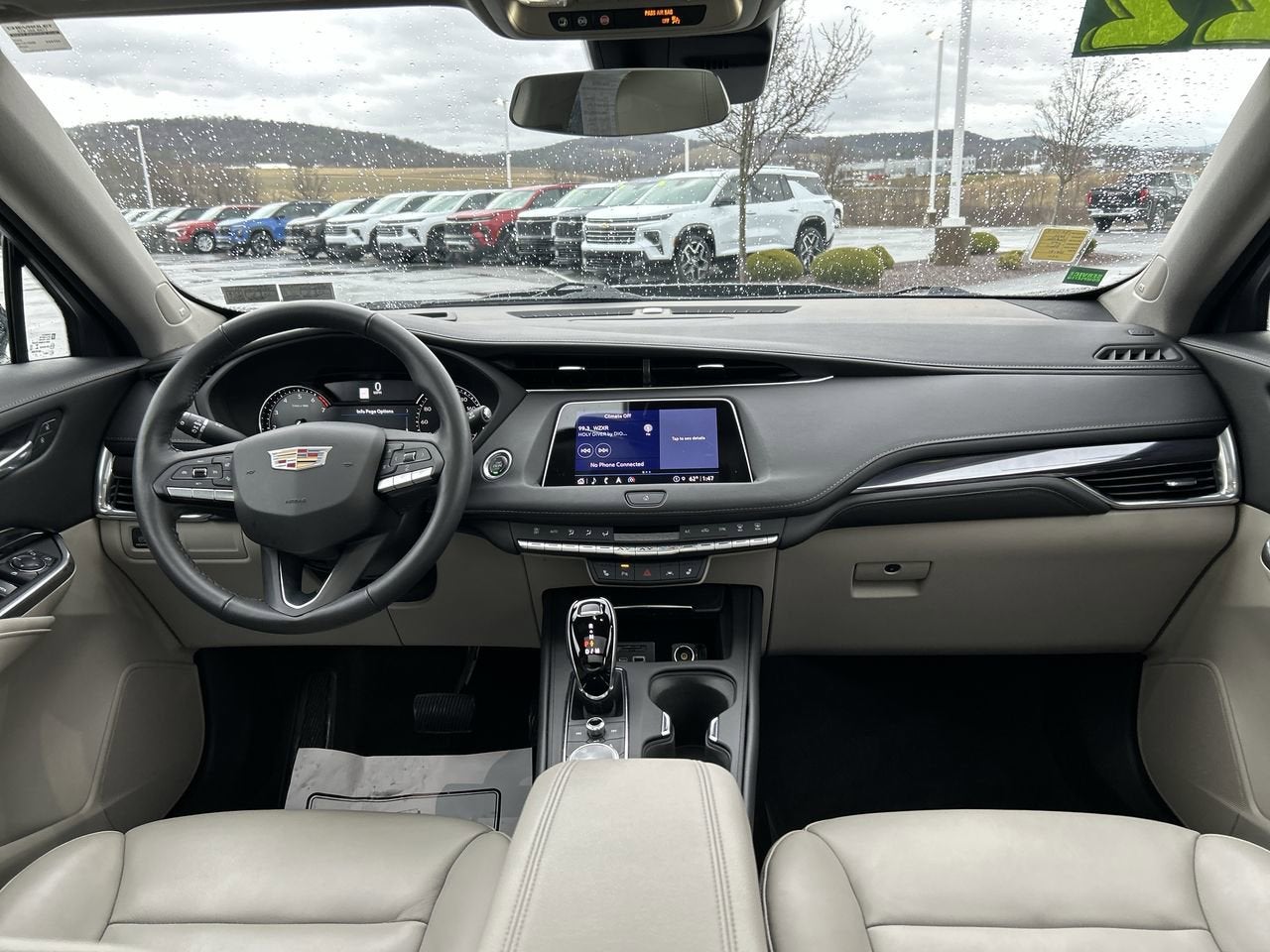 2022 Cadillac XT4 AWD Luxury