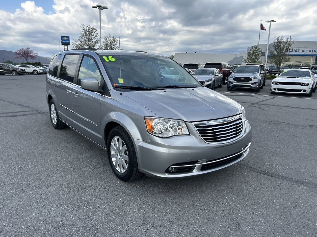 2016 Chrysler Town & Country Touring