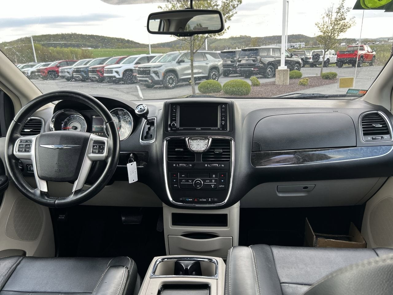 2016 Chrysler Town & Country Touring