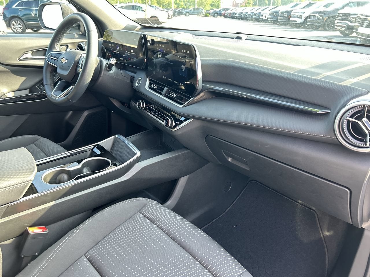 2025 Chevrolet Equinox FWD LT