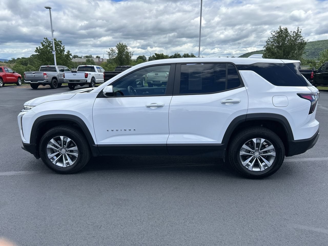 2025 Chevrolet Equinox AWD LT
