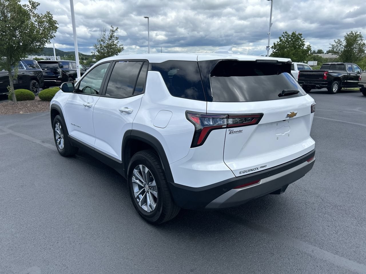 2025 Chevrolet Equinox AWD LT