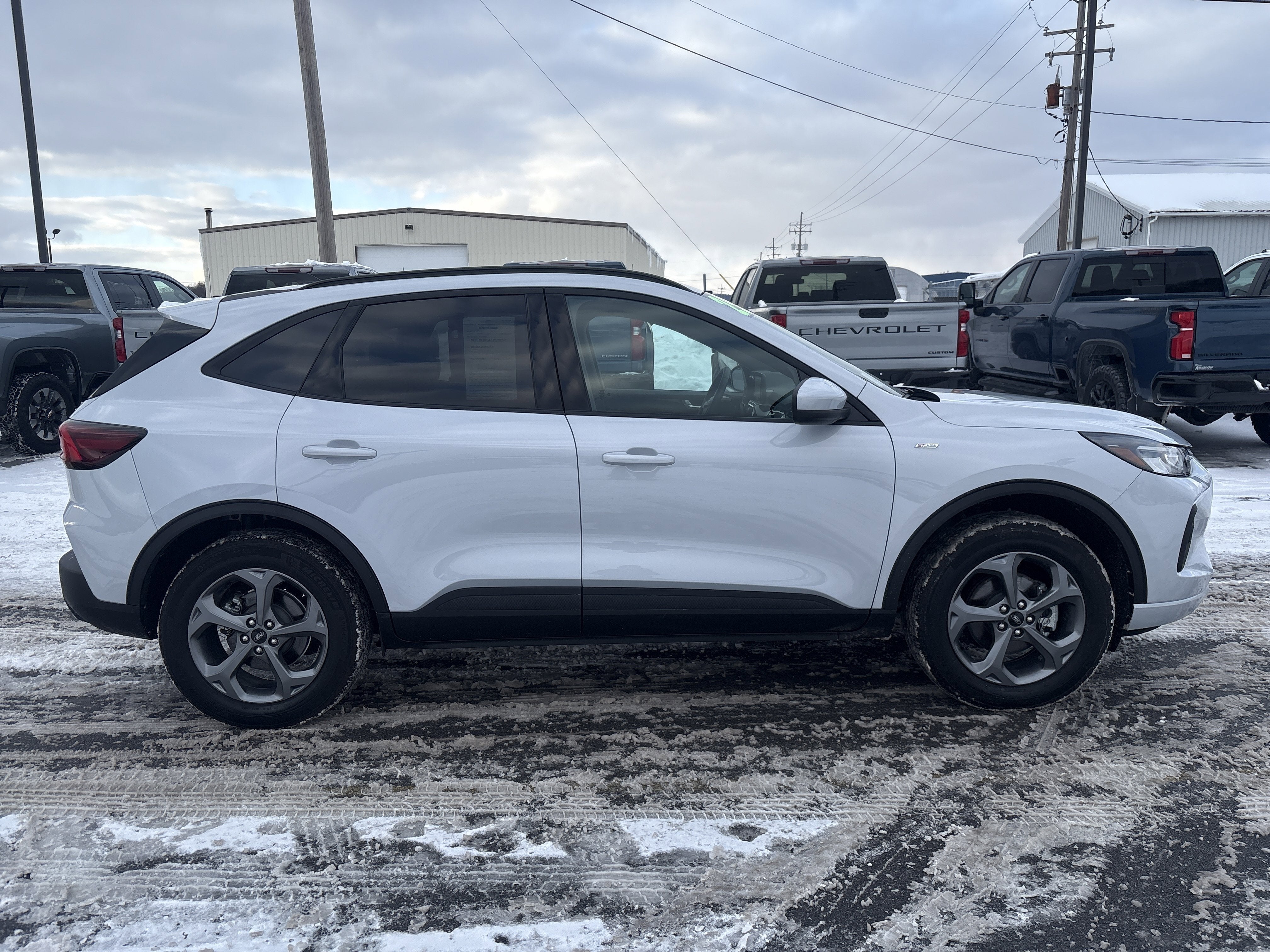2025 Ford Escape ST-Line Select