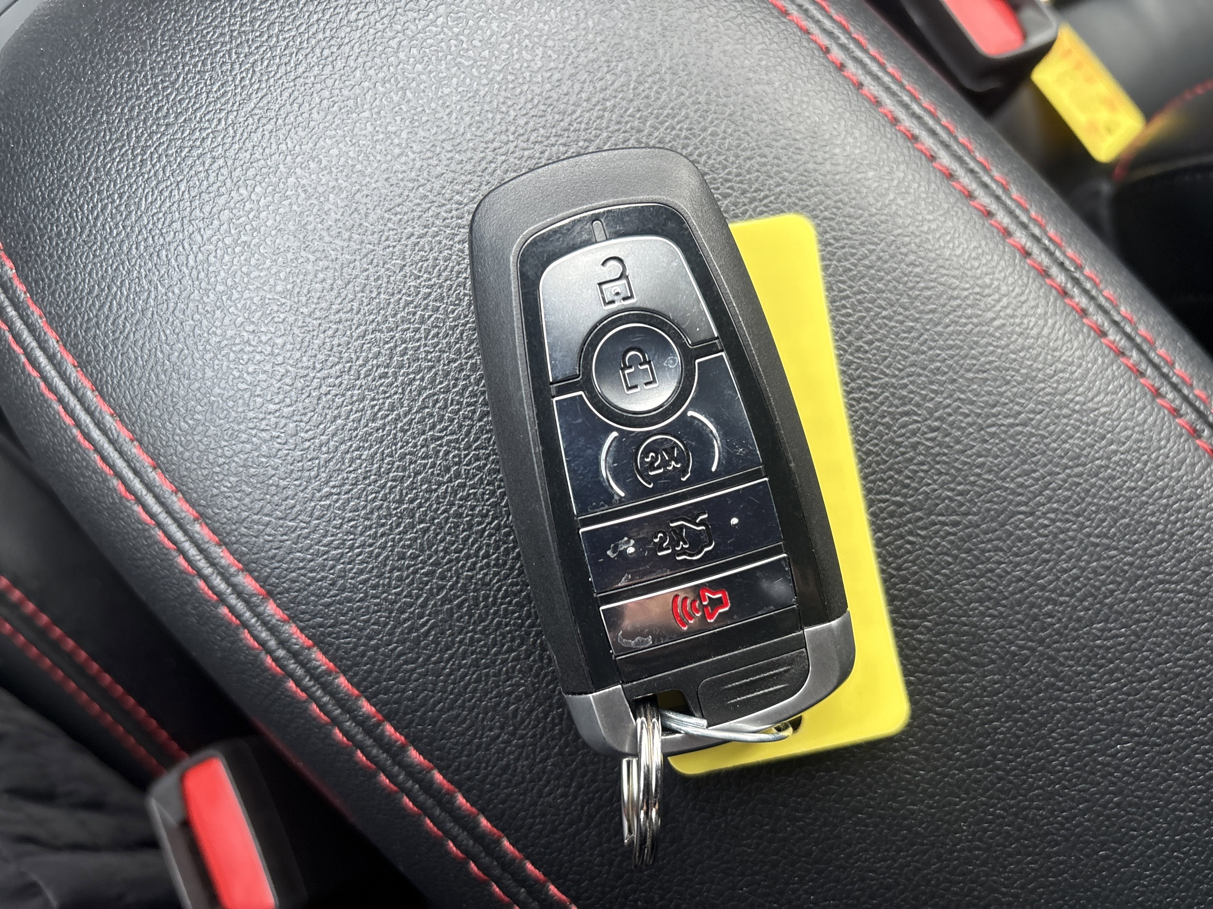 2025 Ford Escape ST-Line Select