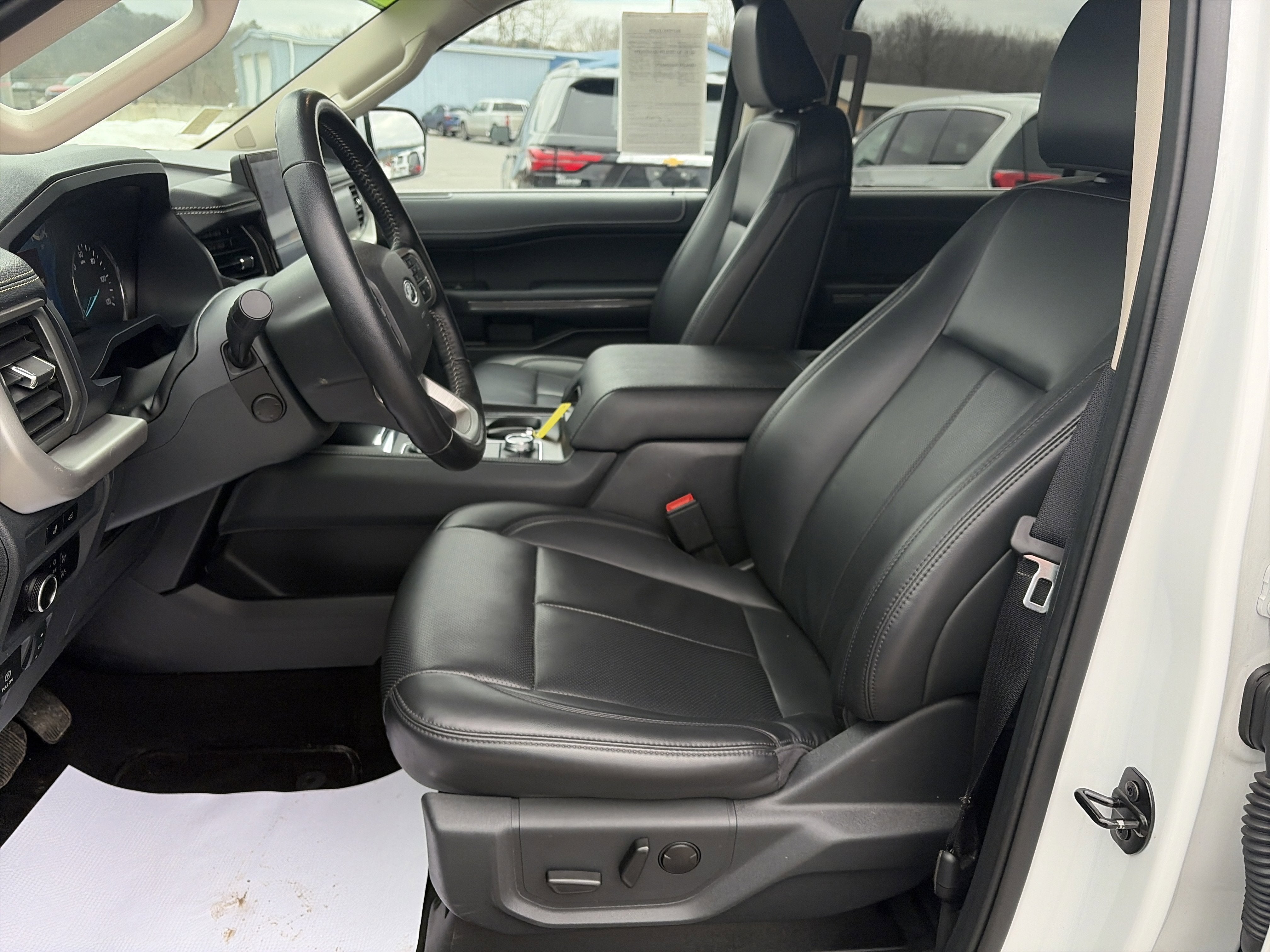 2024 Ford Expedition XLT