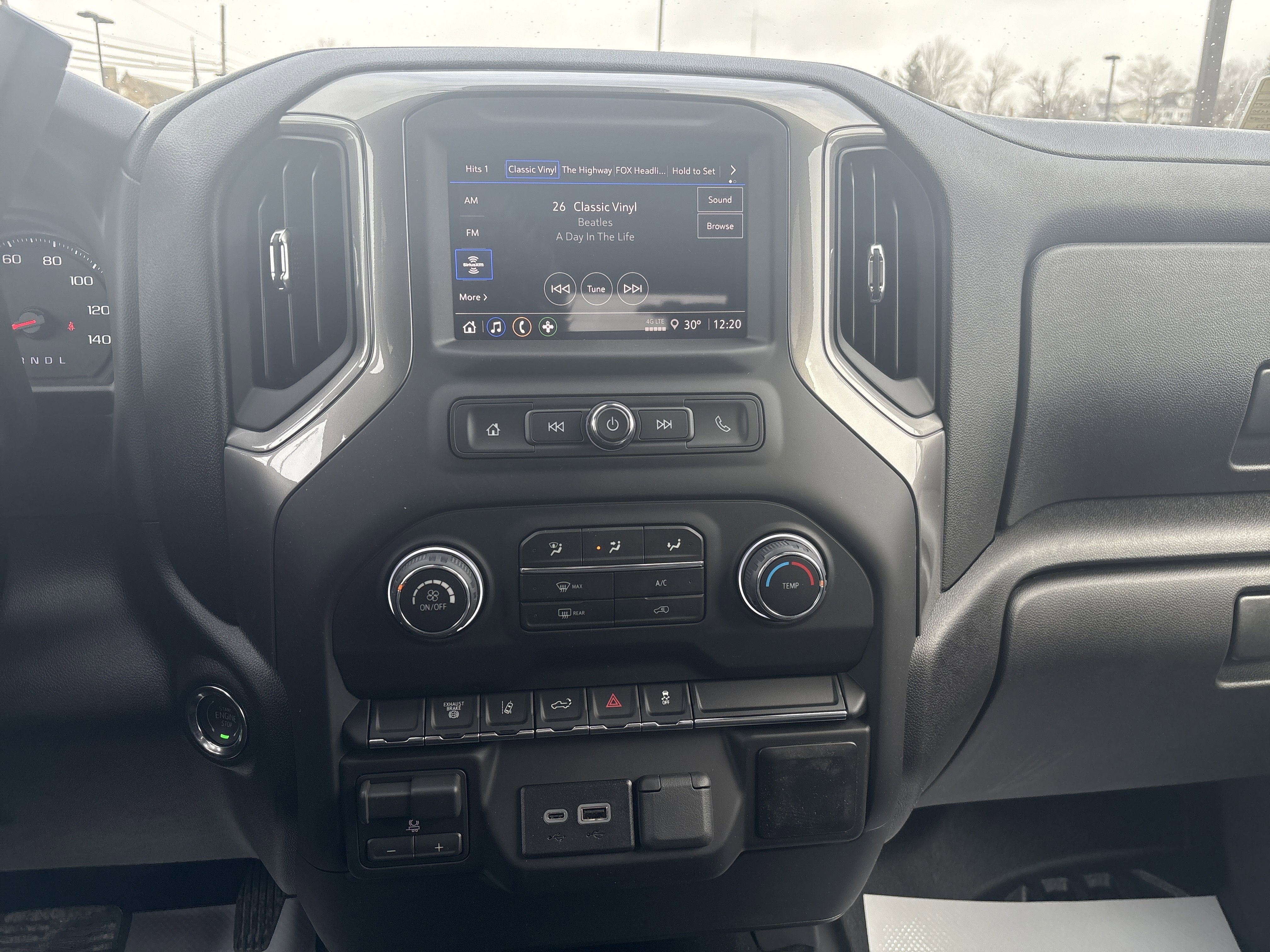 2026 Chevrolet Silverado 3500 HD WT DRW