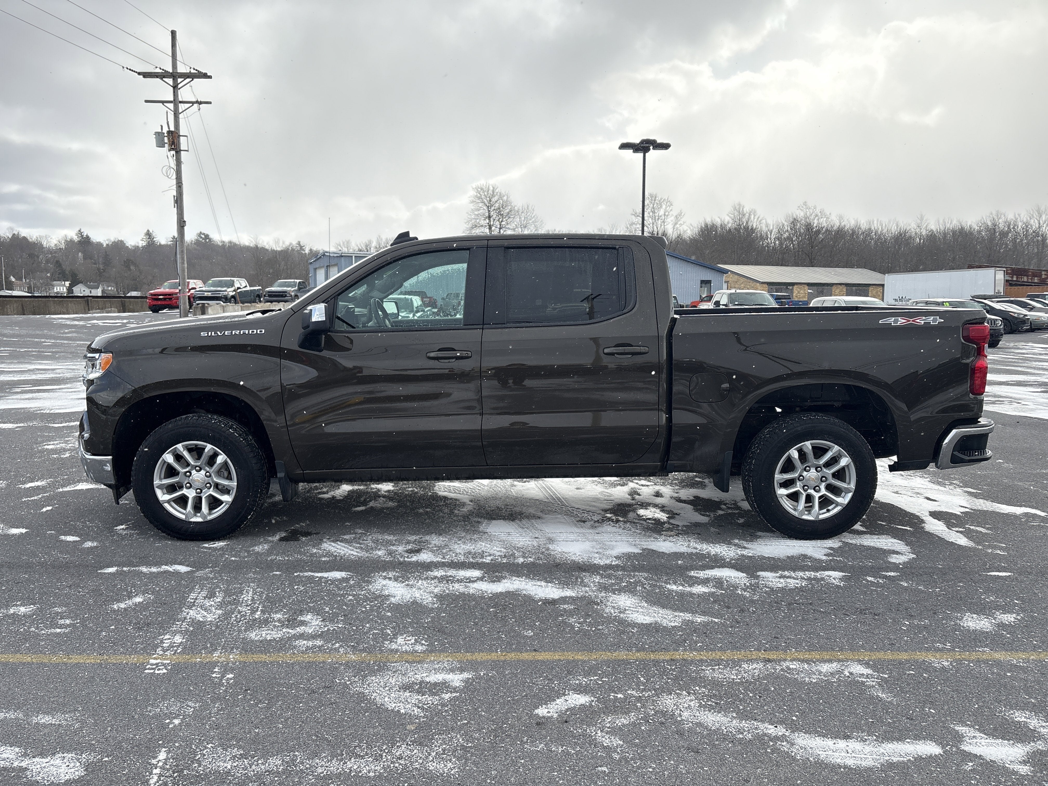 2023 Chevrolet Silverado 1500 LT (2FL)