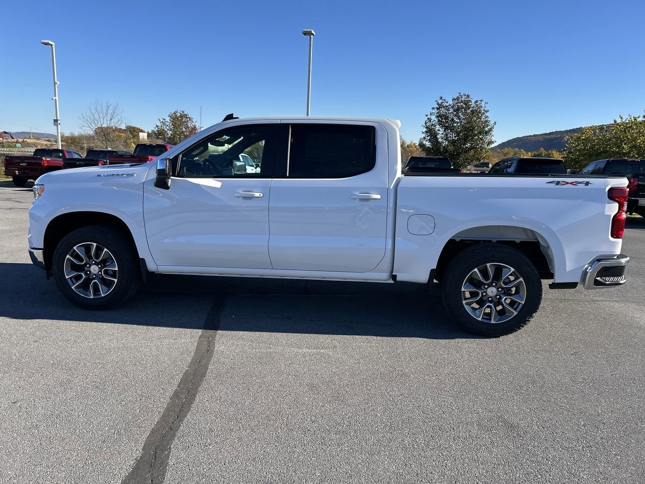 2026 Chevrolet Silverado 1500 LT (2FL)