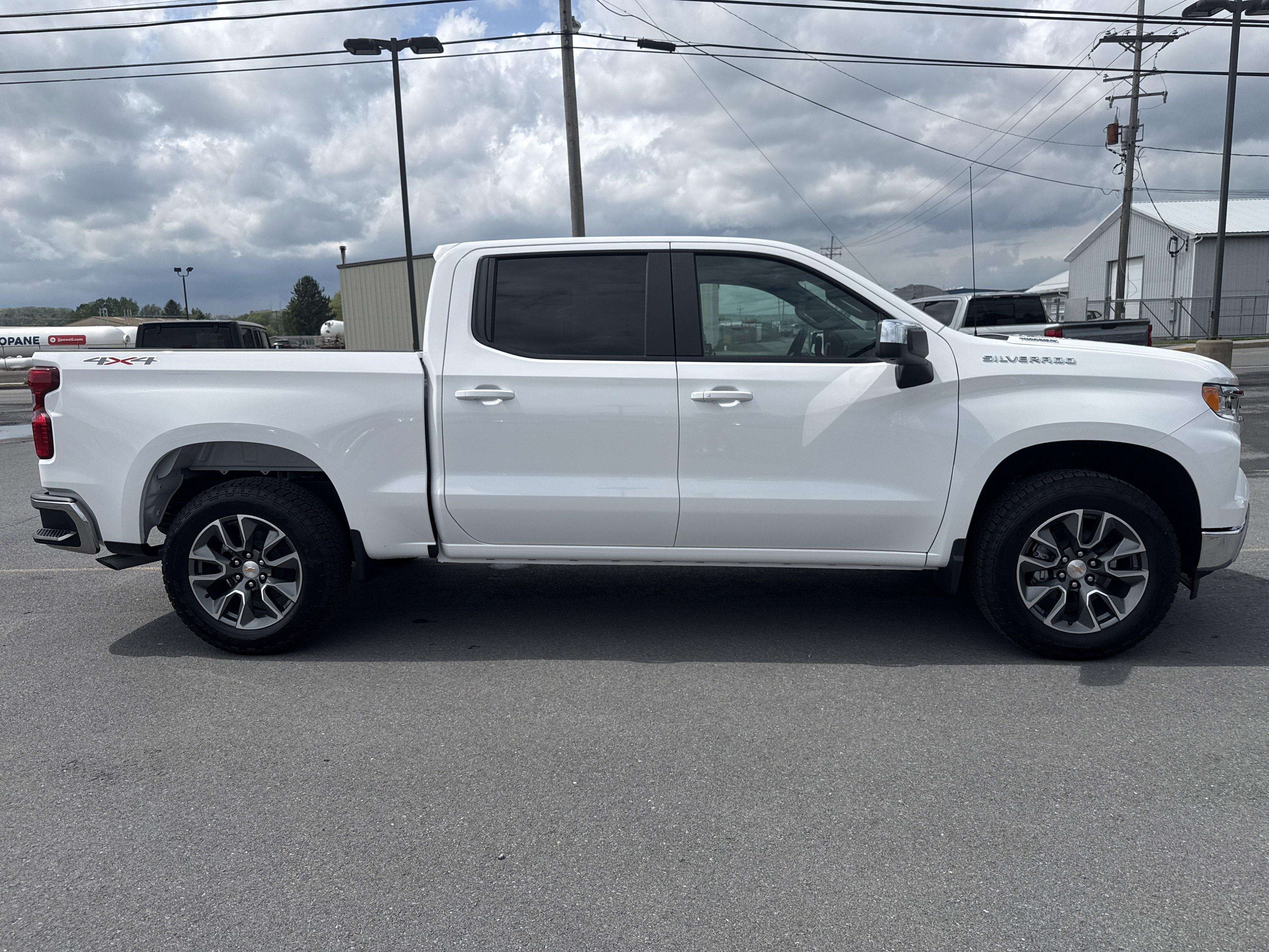 2026 Chevrolet Silverado 1500 LT (2FL)