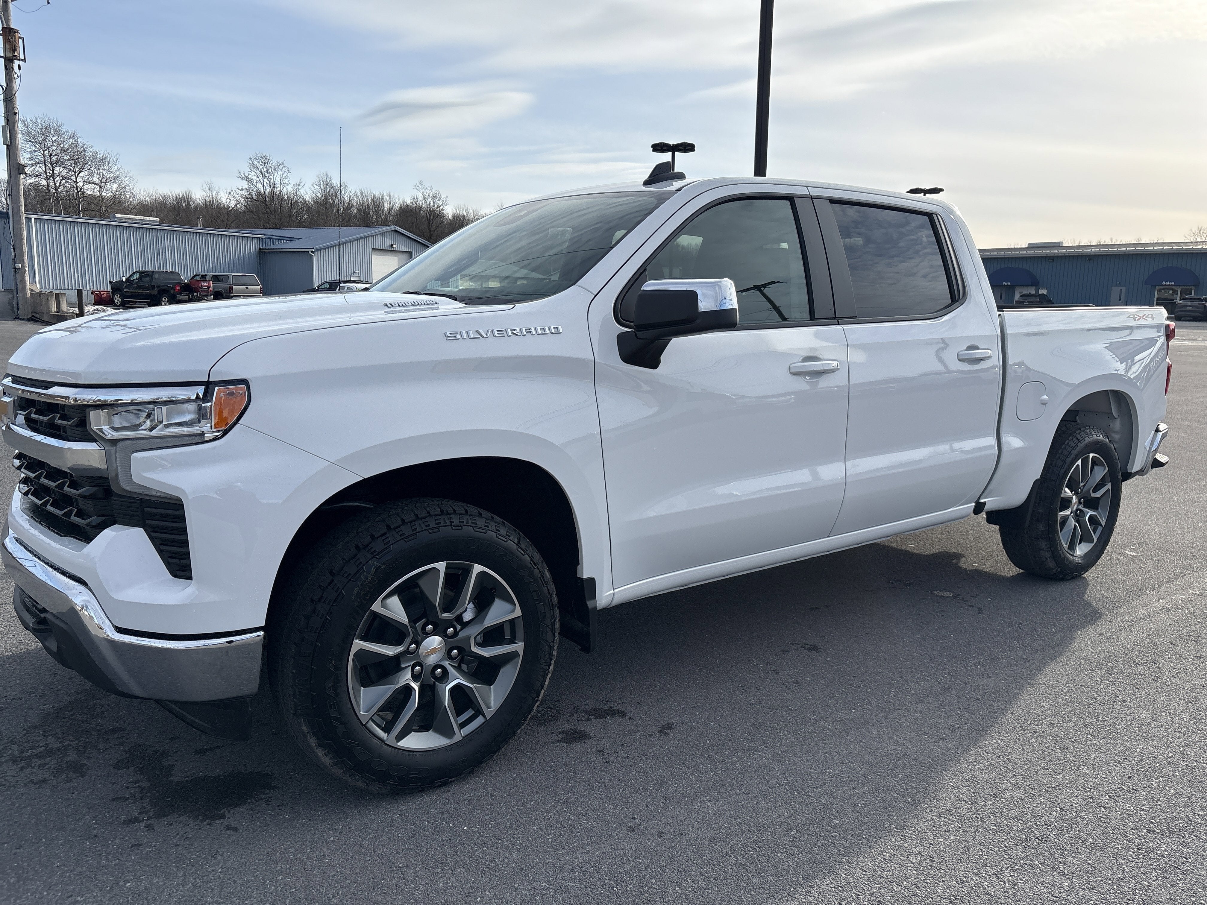 2026 Chevrolet Silverado 1500 LT (2FL)