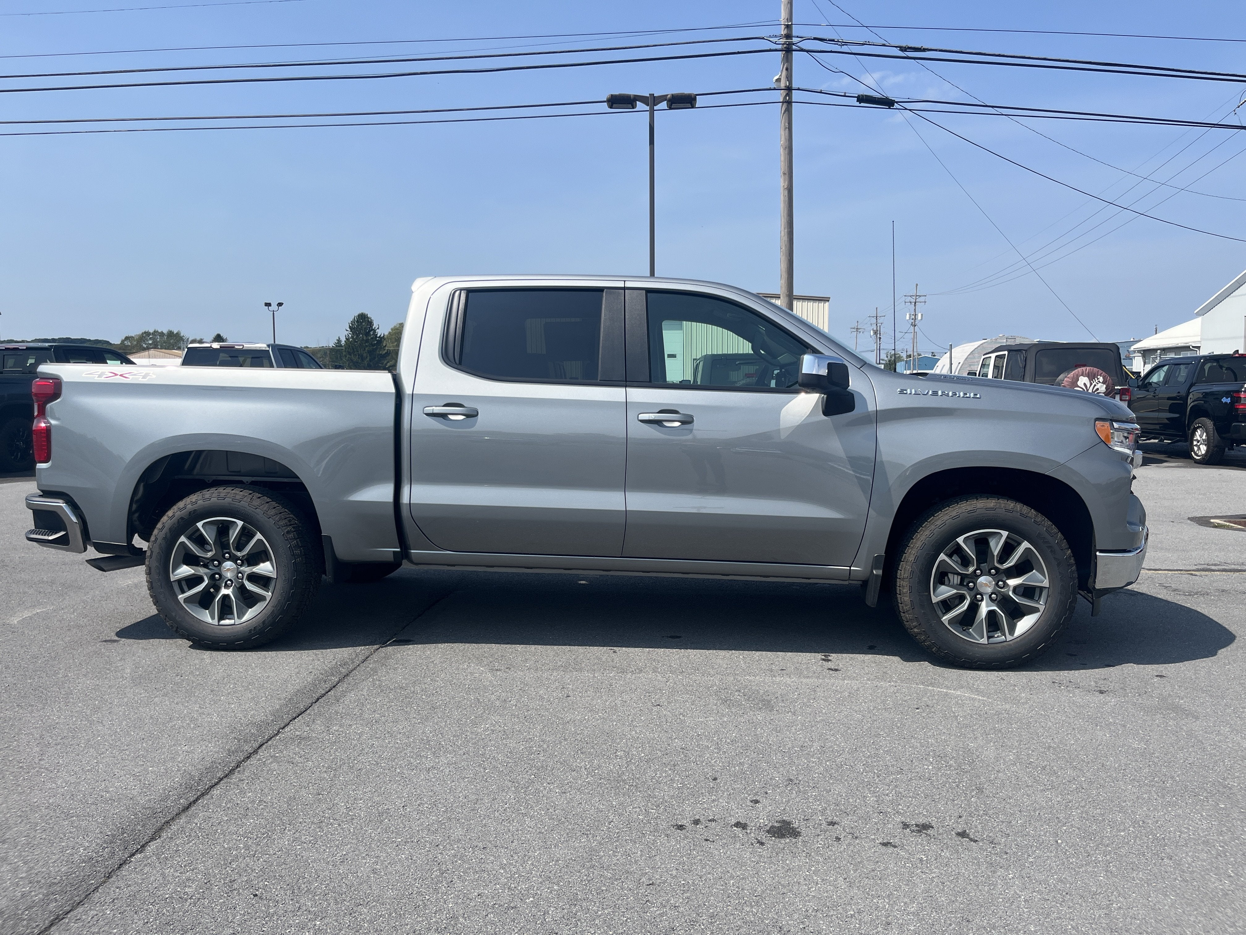 2026 Chevrolet Silverado 1500 LT (2FL)