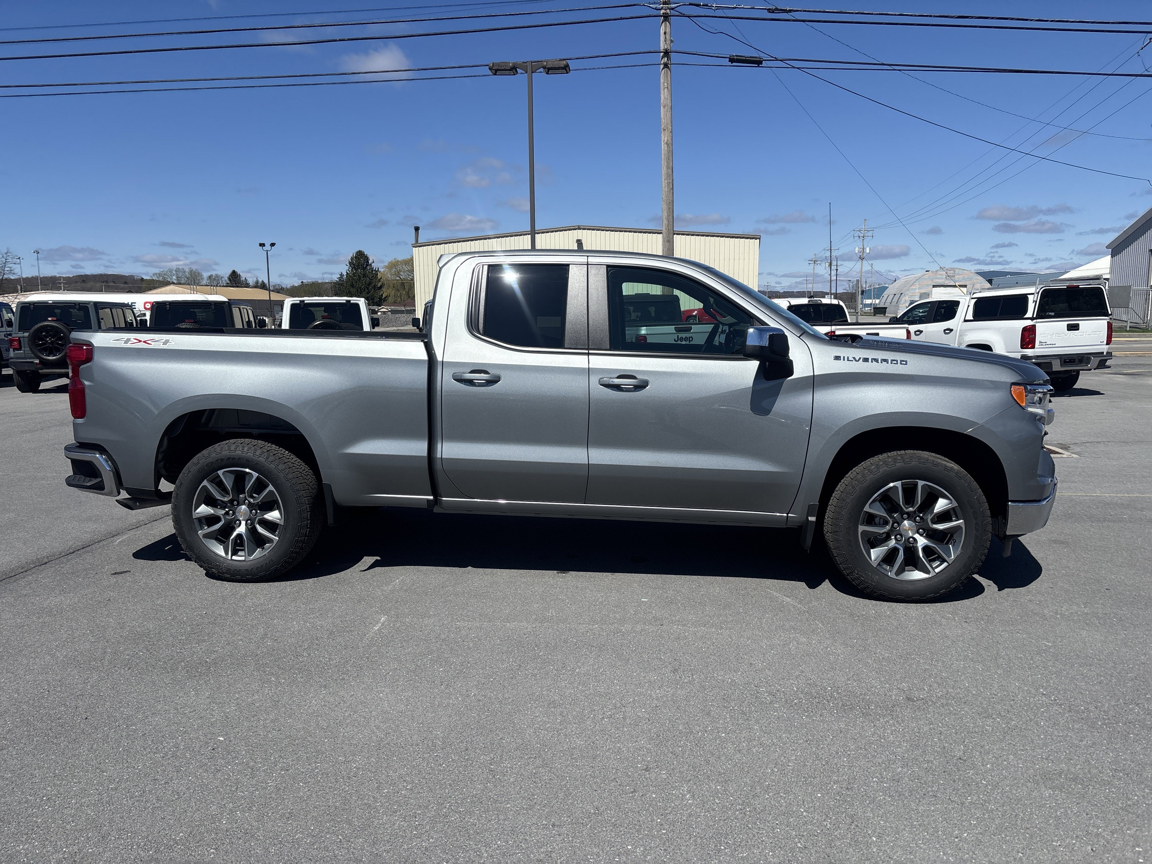 2026 Chevrolet Silverado 1500 LT (2FL)