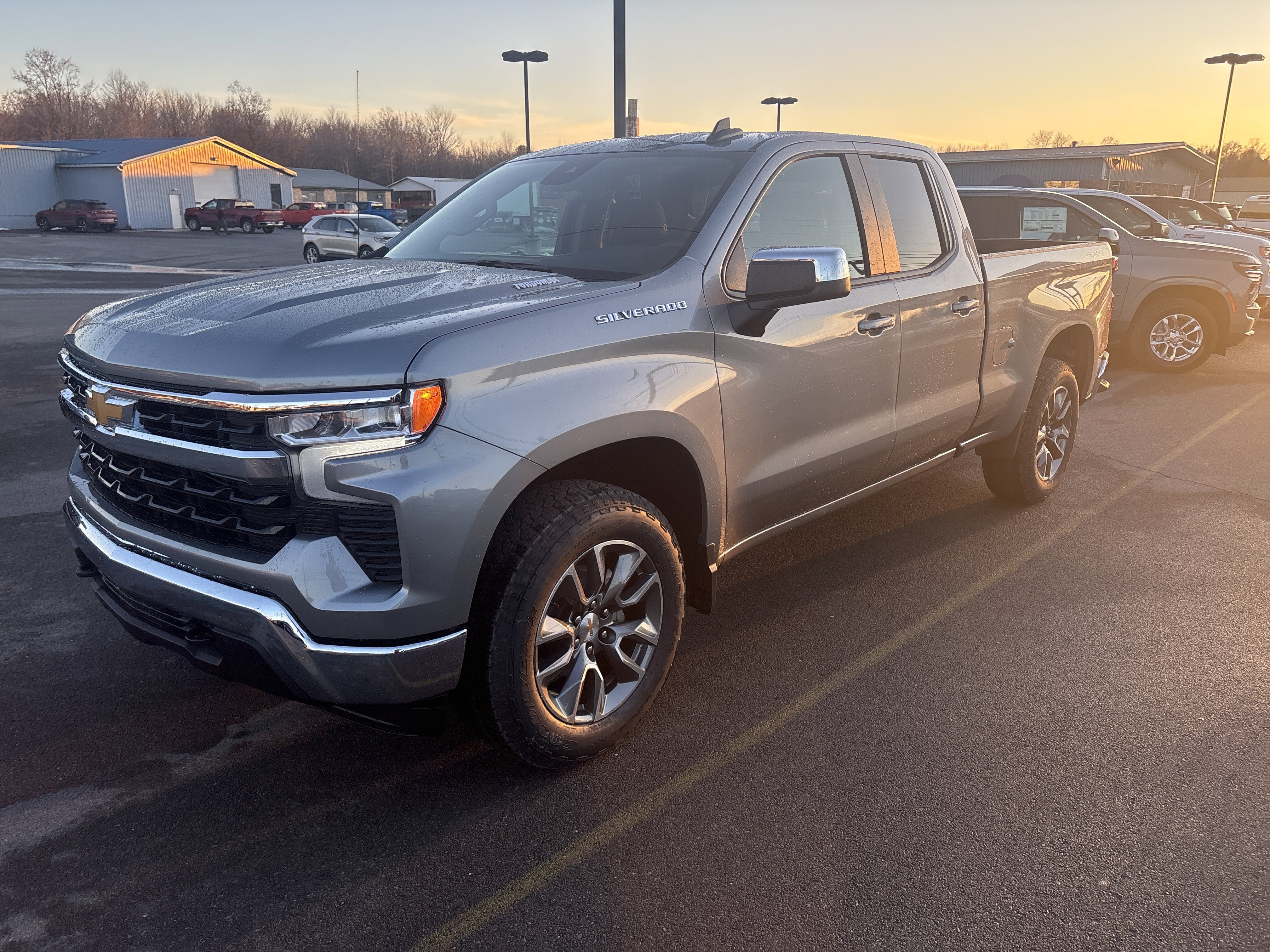 2026 Chevrolet Silverado 1500 LT (2FL)