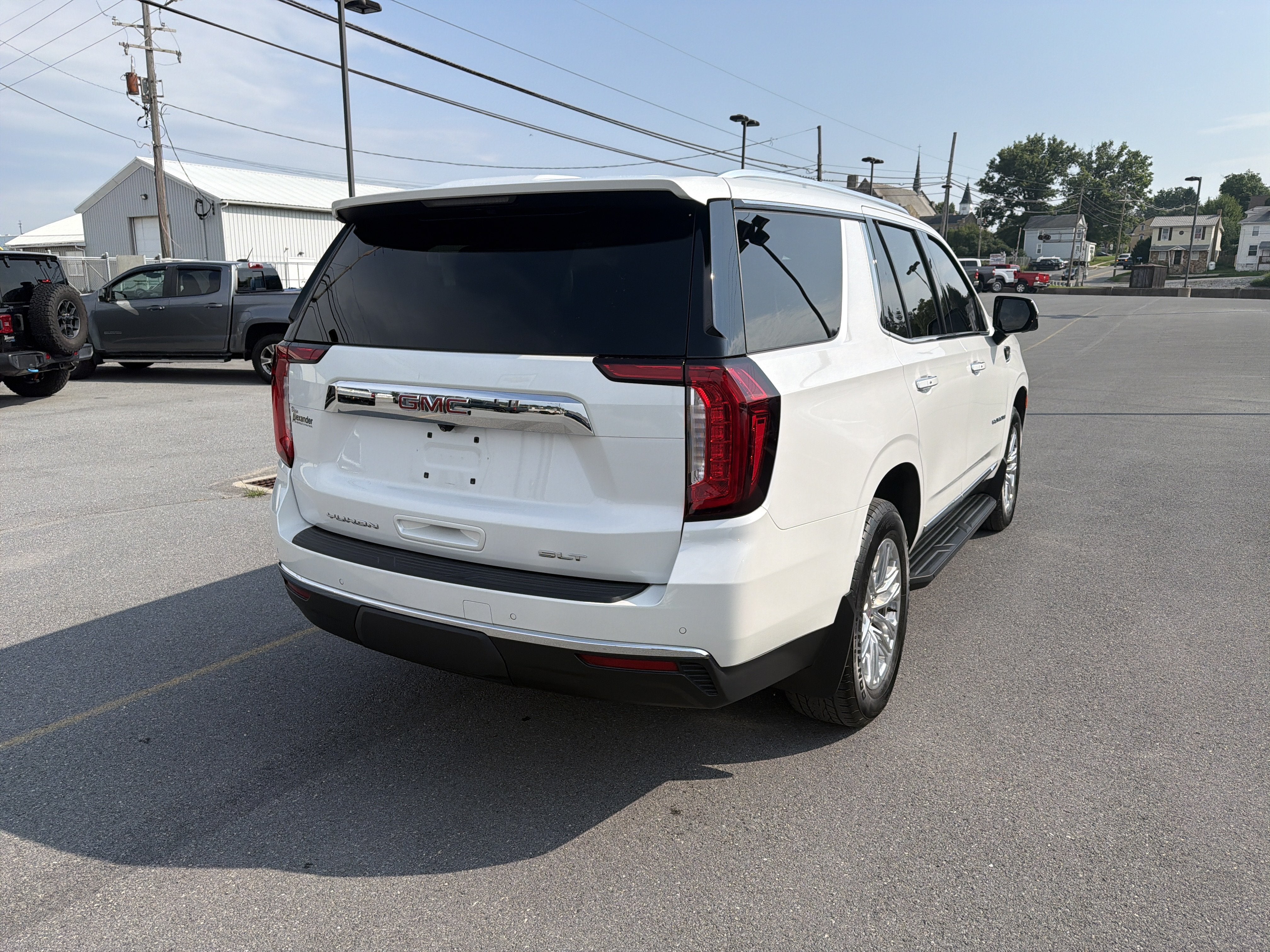 2021 GMC Yukon SLT