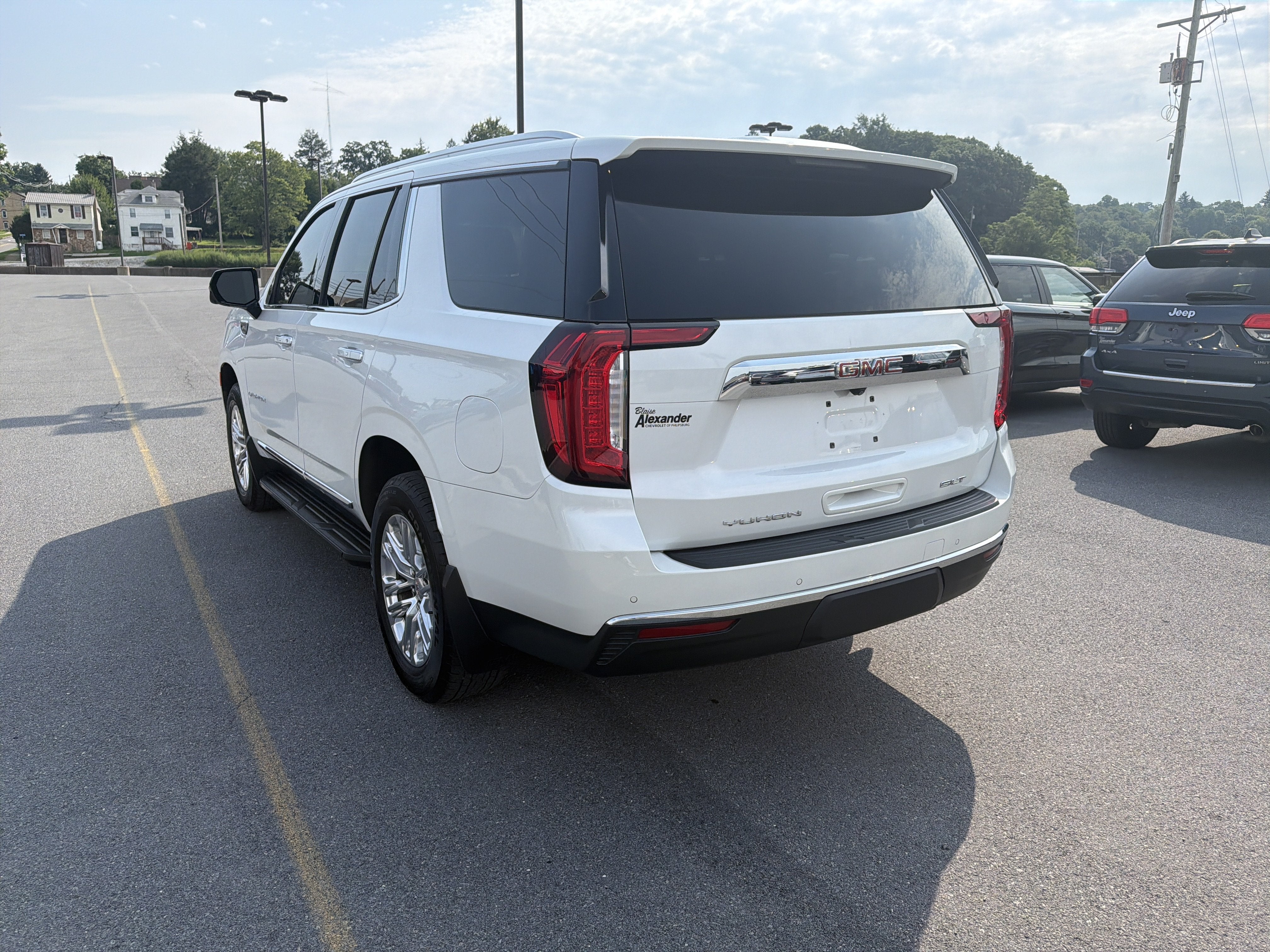 2021 GMC Yukon SLT