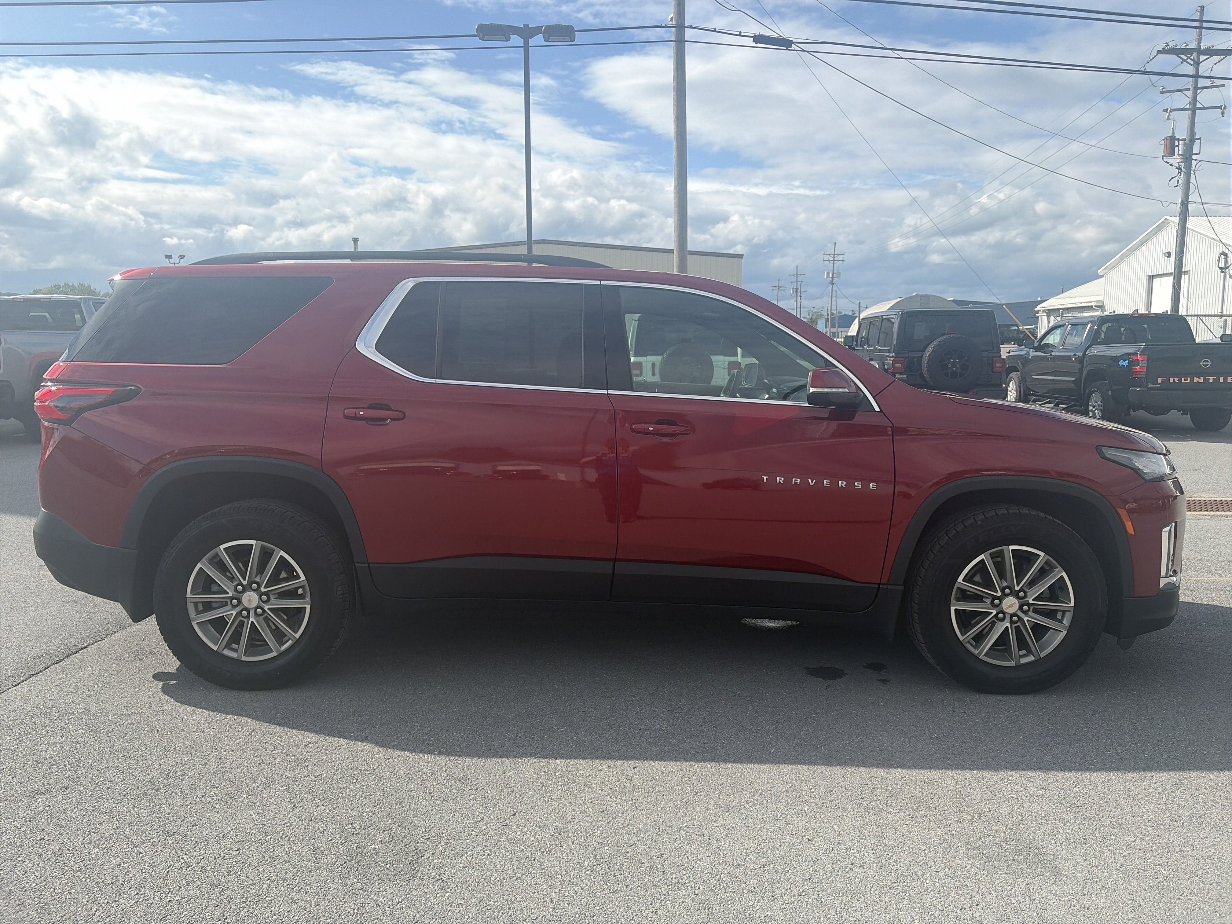 2024 Chevrolet Traverse Limited LT Cloth