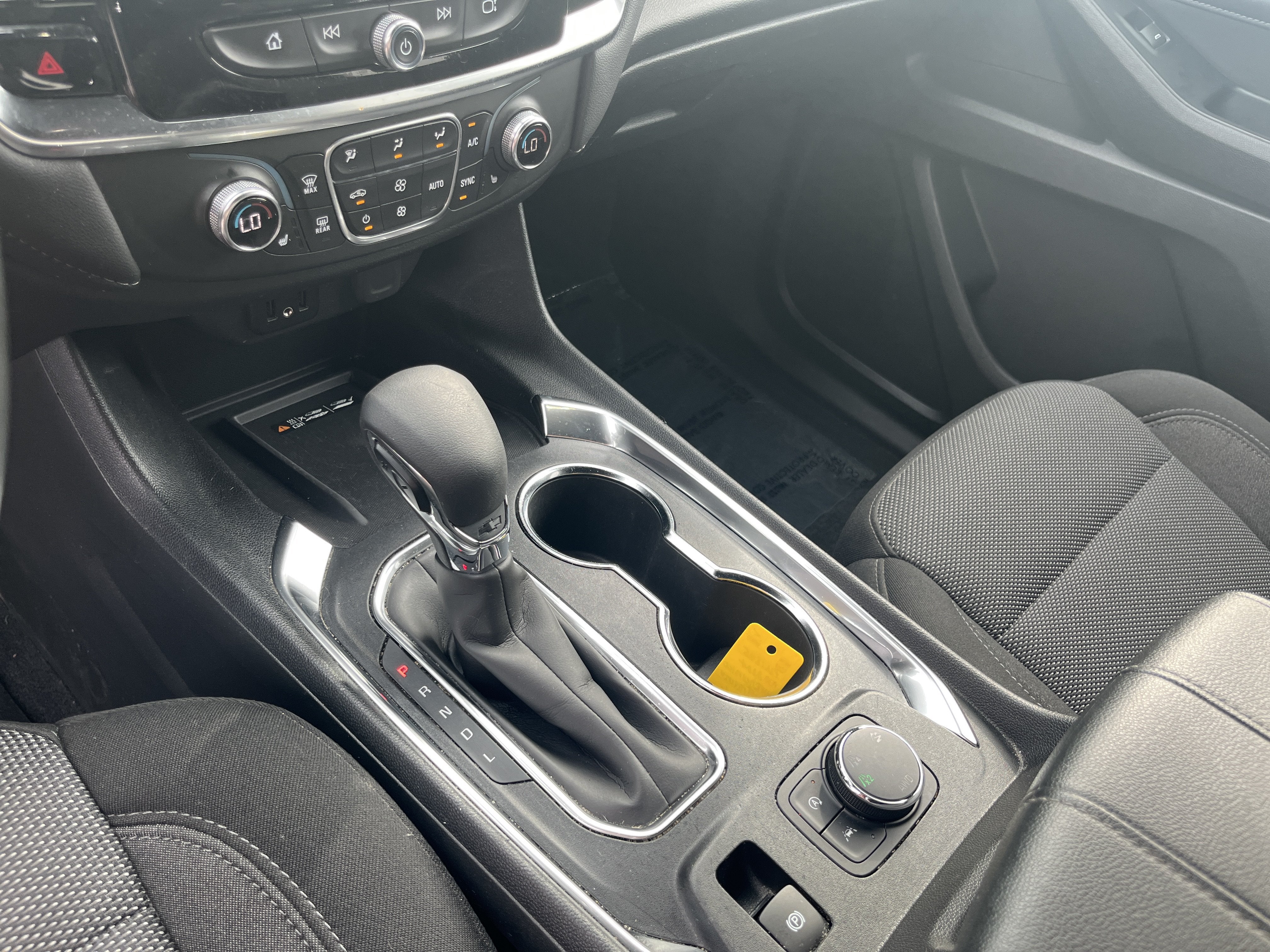 2024 Chevrolet Traverse Limited LT Cloth