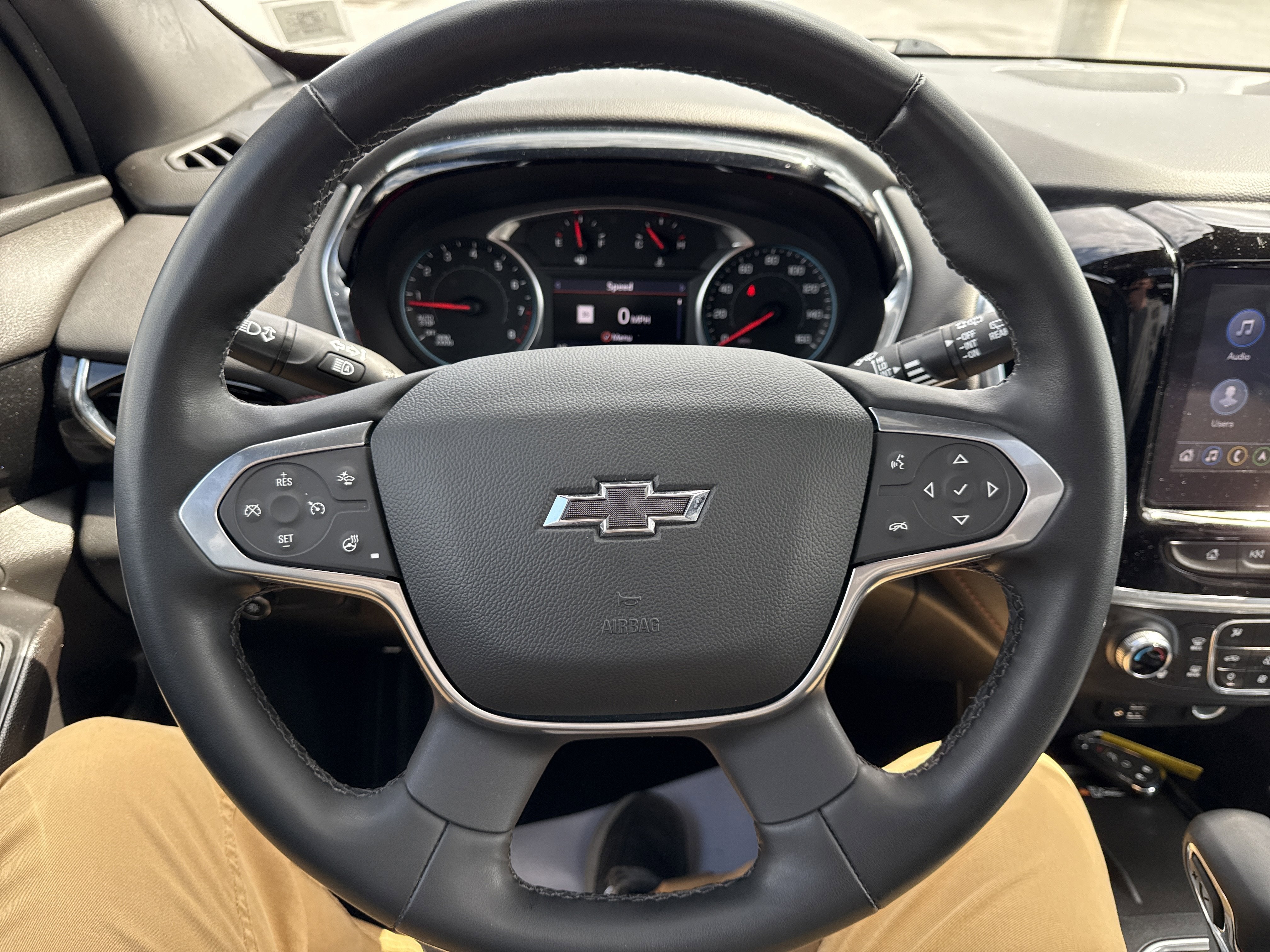 2023 Chevrolet Traverse RS - Photo 18