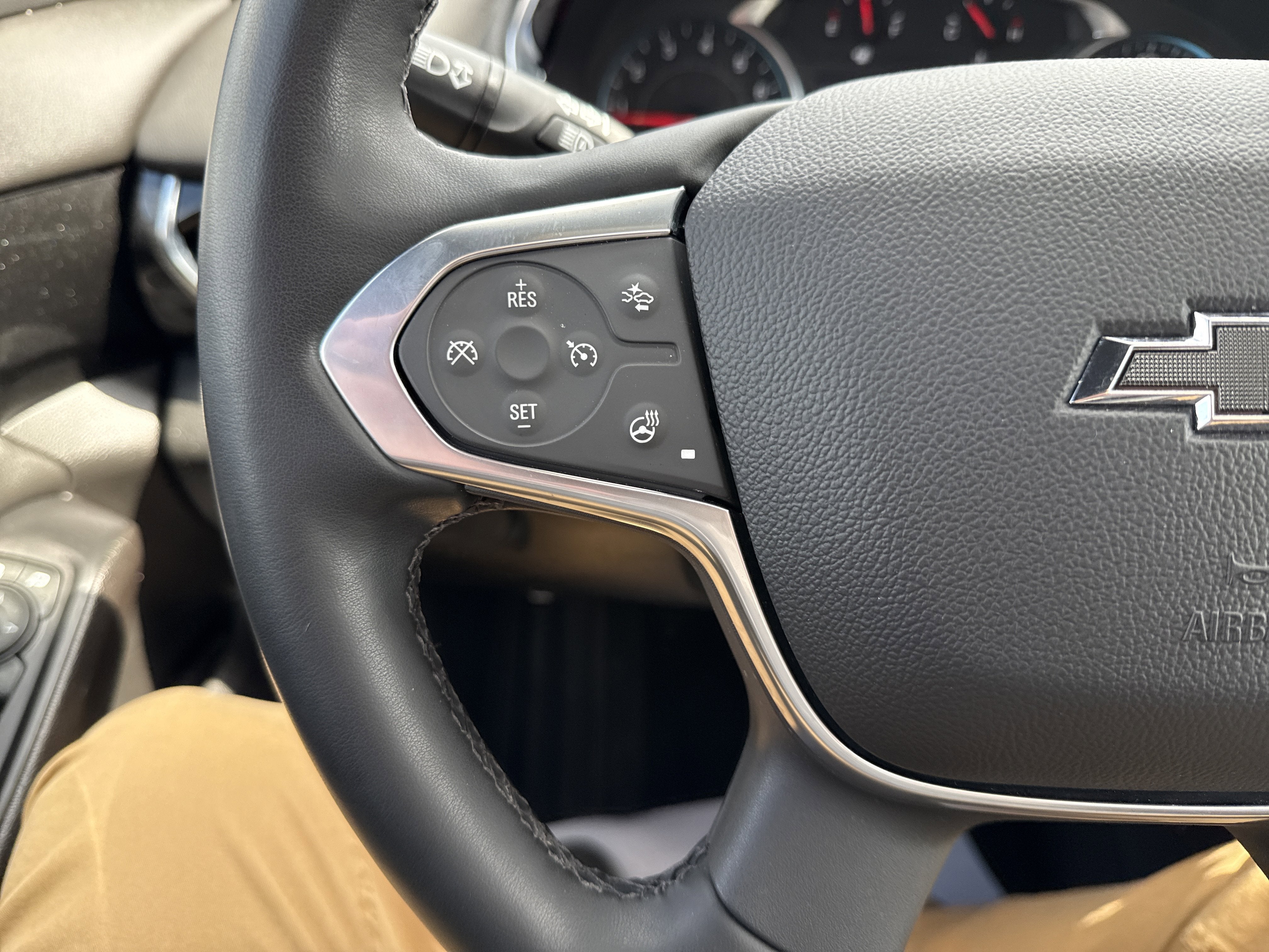 2023 Chevrolet Traverse RS - Photo 19