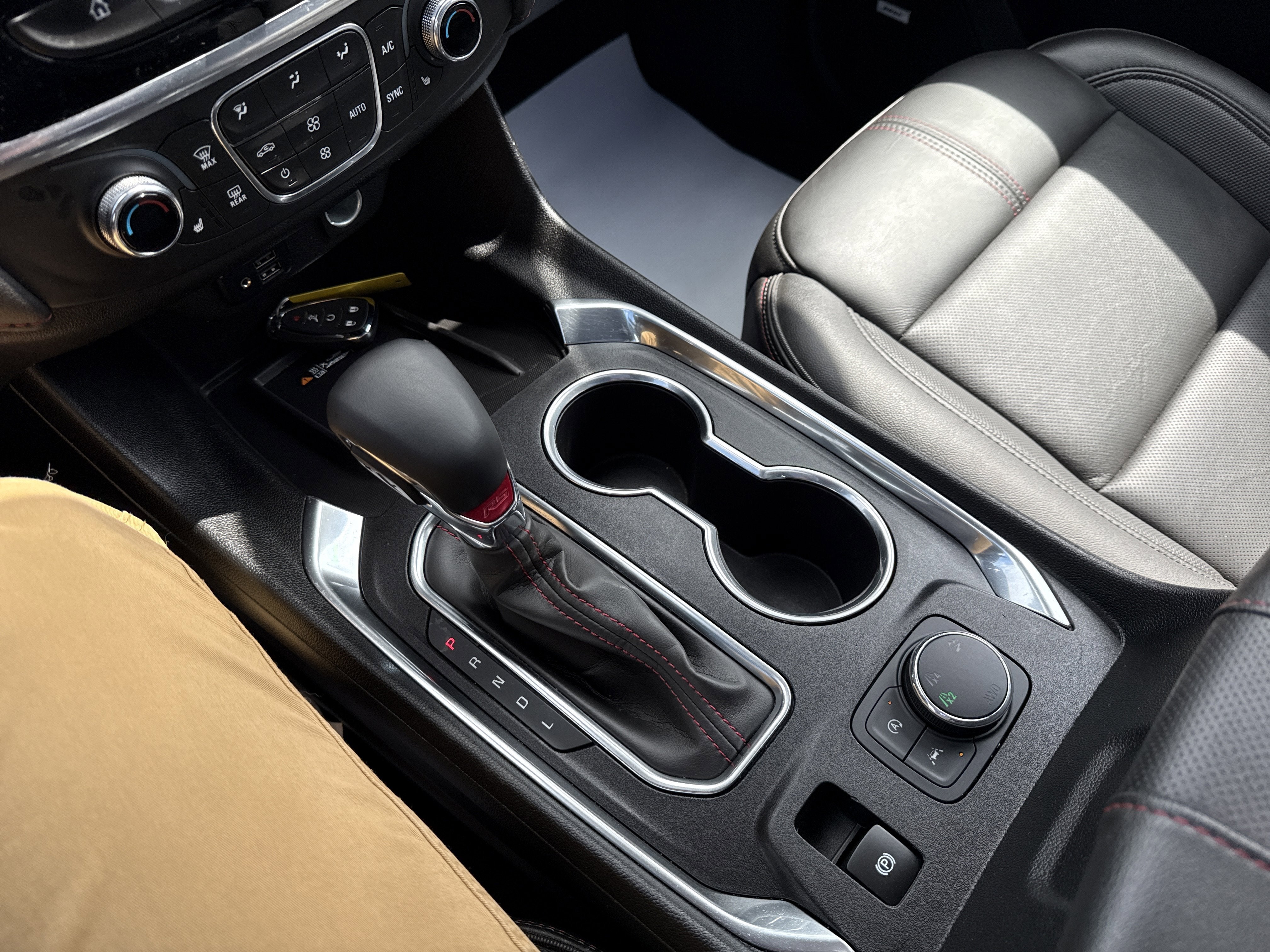 2023 Chevrolet Traverse RS - Photo 24