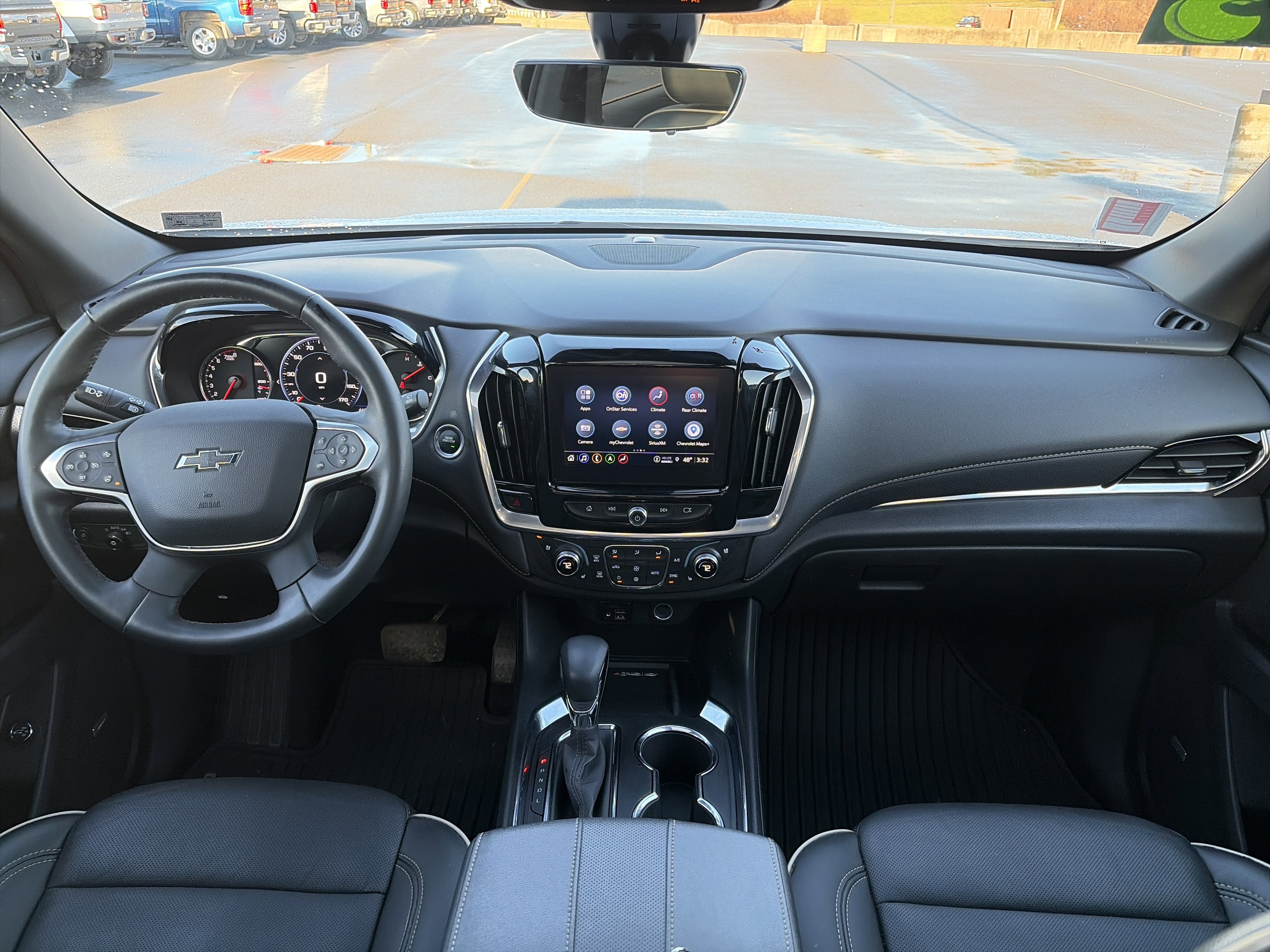 2023 Chevrolet Traverse Premier