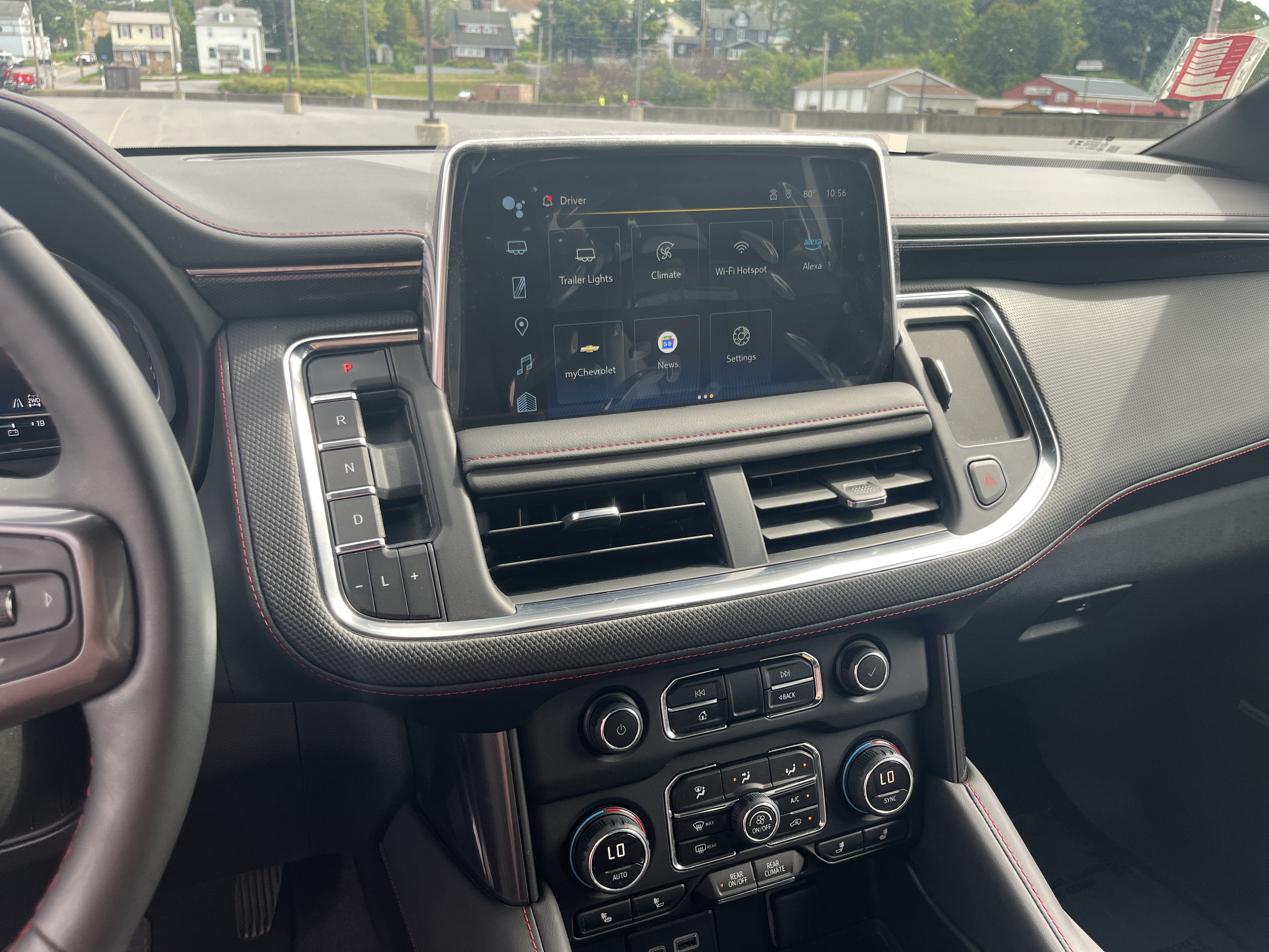 2024 Chevrolet Suburban RST