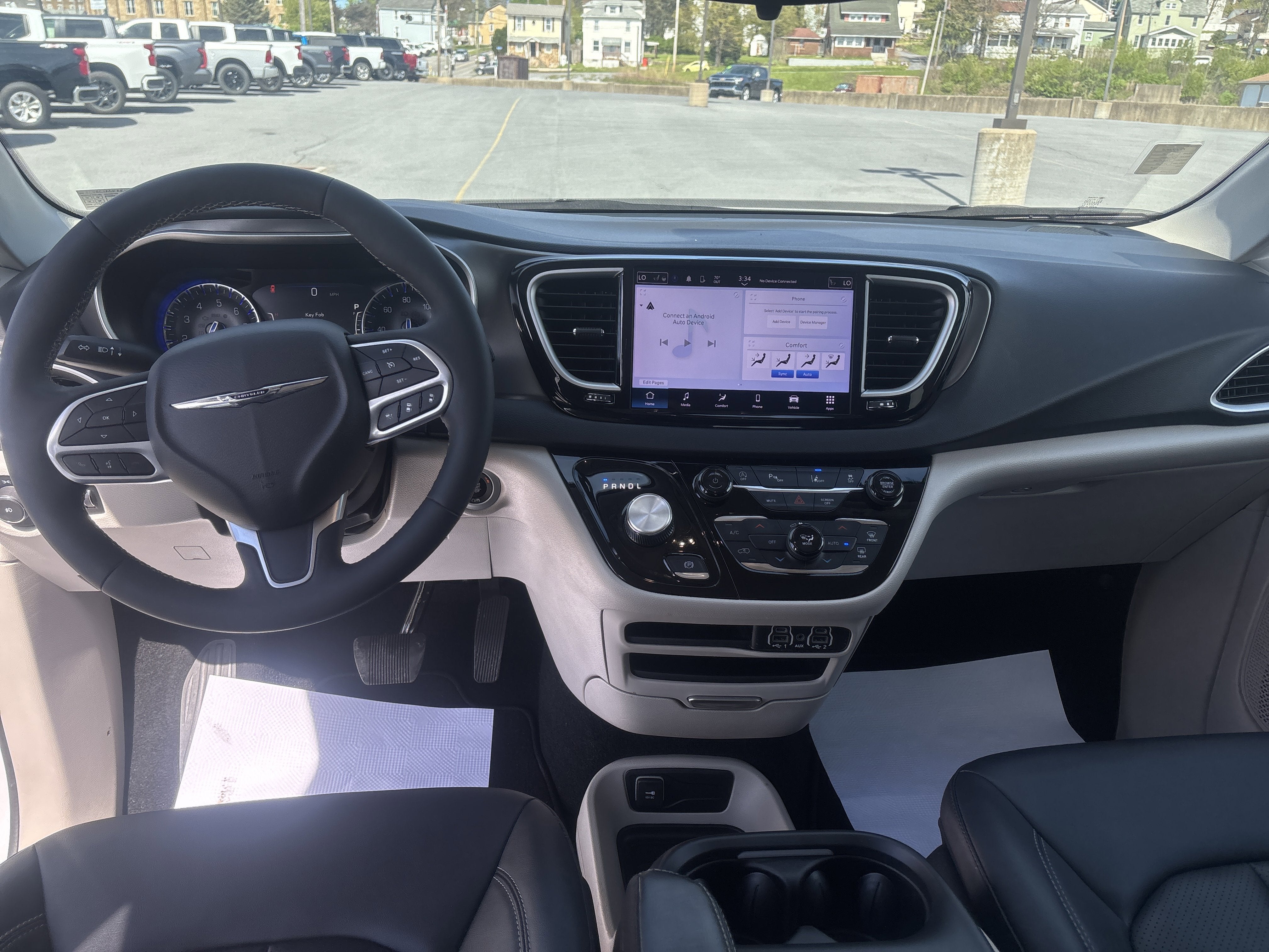 2024 Chrysler Pacifica Touring L