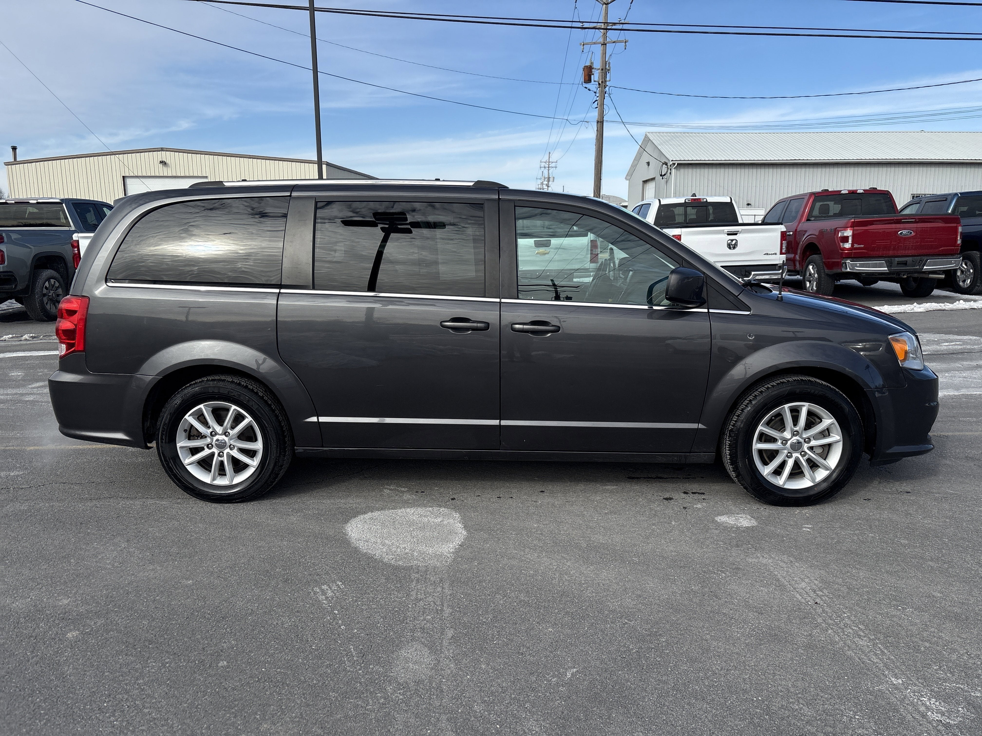 Used 2018 Dodge Grand Caravan SXT with VIN 2C4RDGCG5JR327756 for sale in Philipsburg, PA