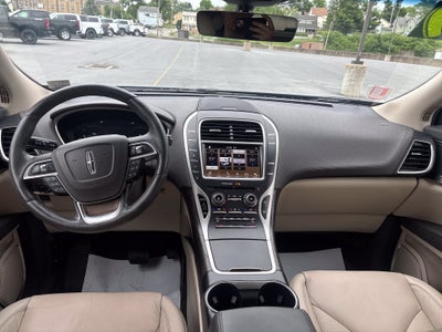 2019 Lincoln Nautilus Select