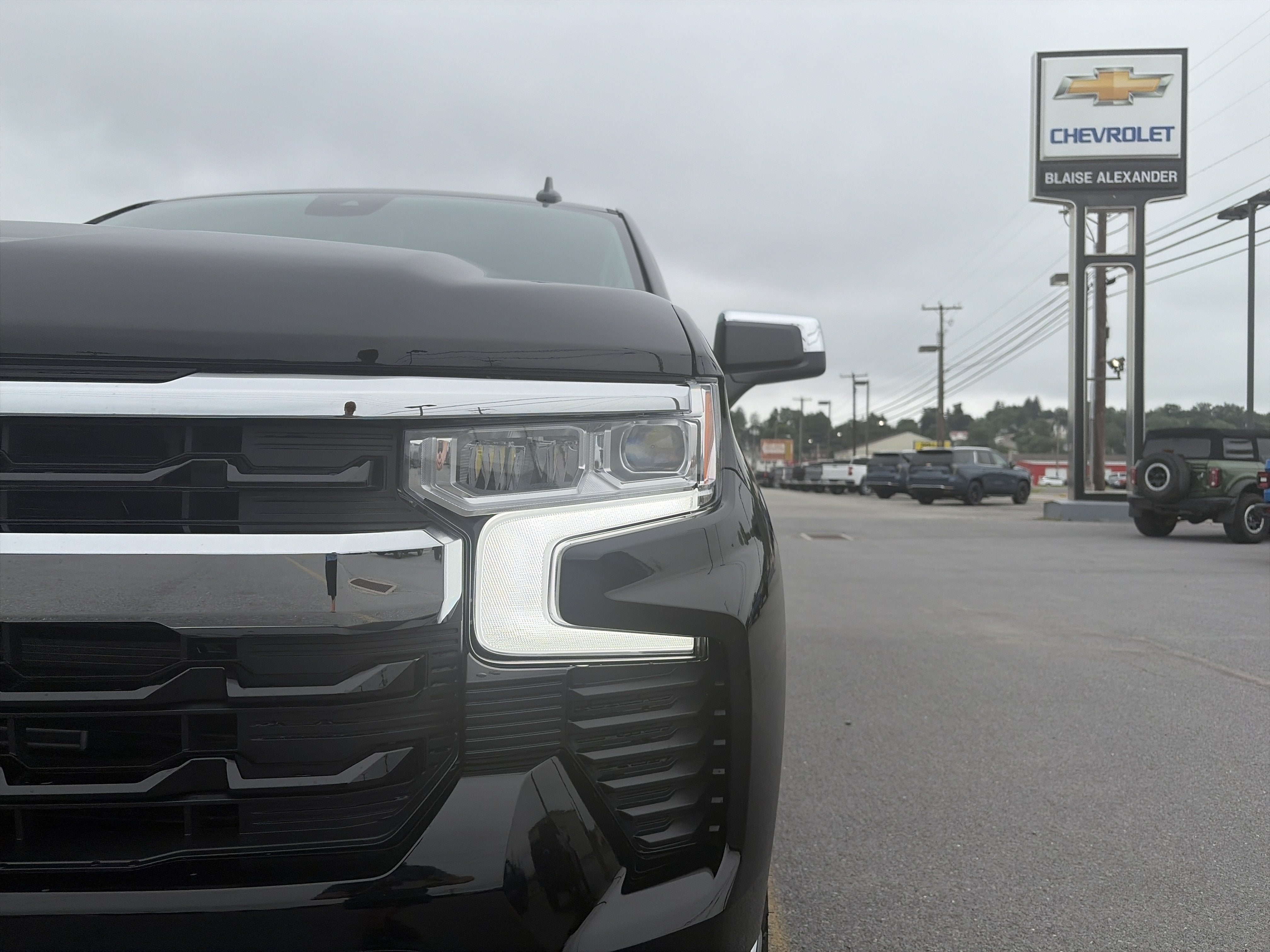 2026 Chevrolet Silverado 1500 LT (2FL)