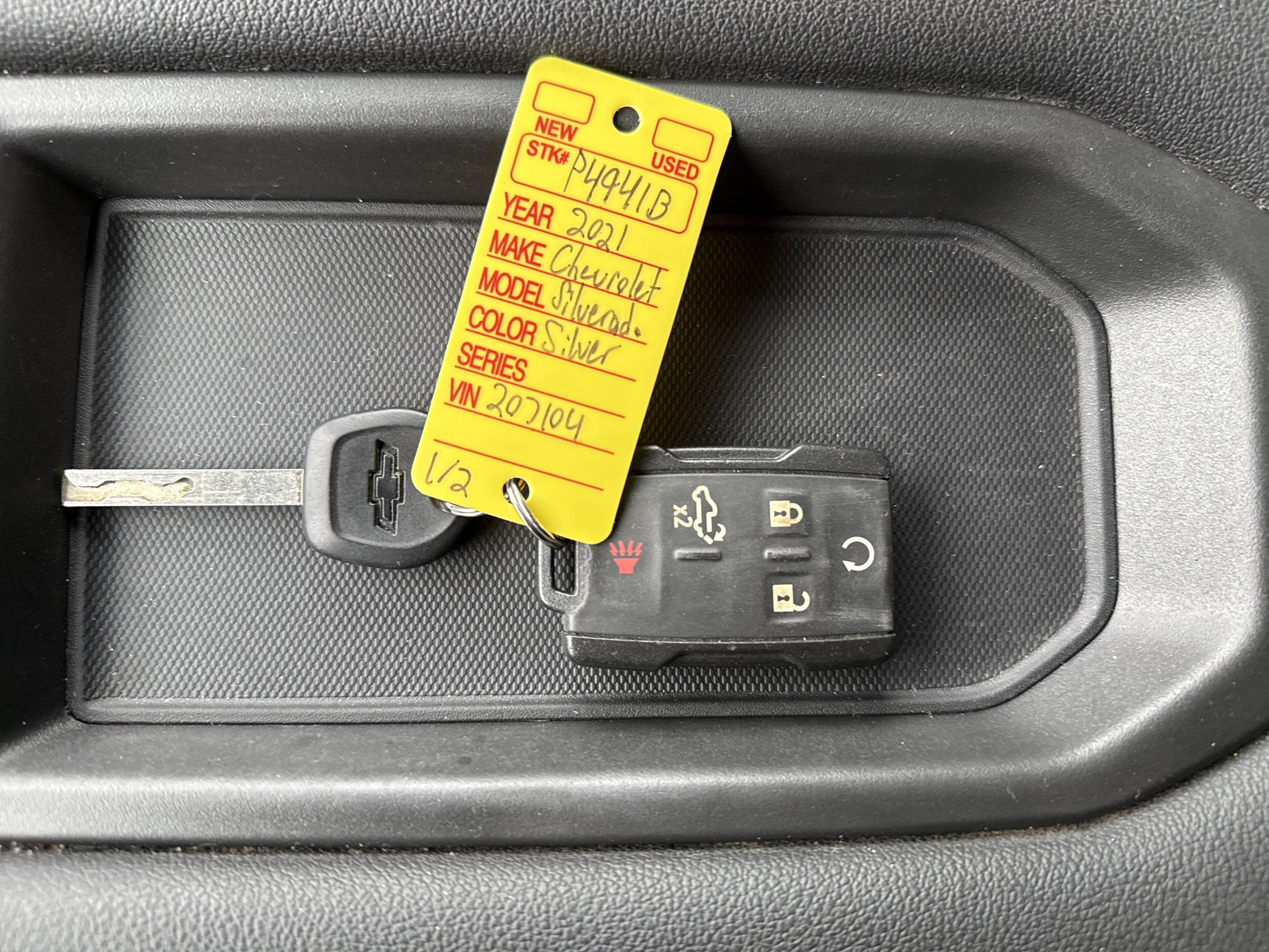 2021 Chevrolet Silverado 1500 Custom