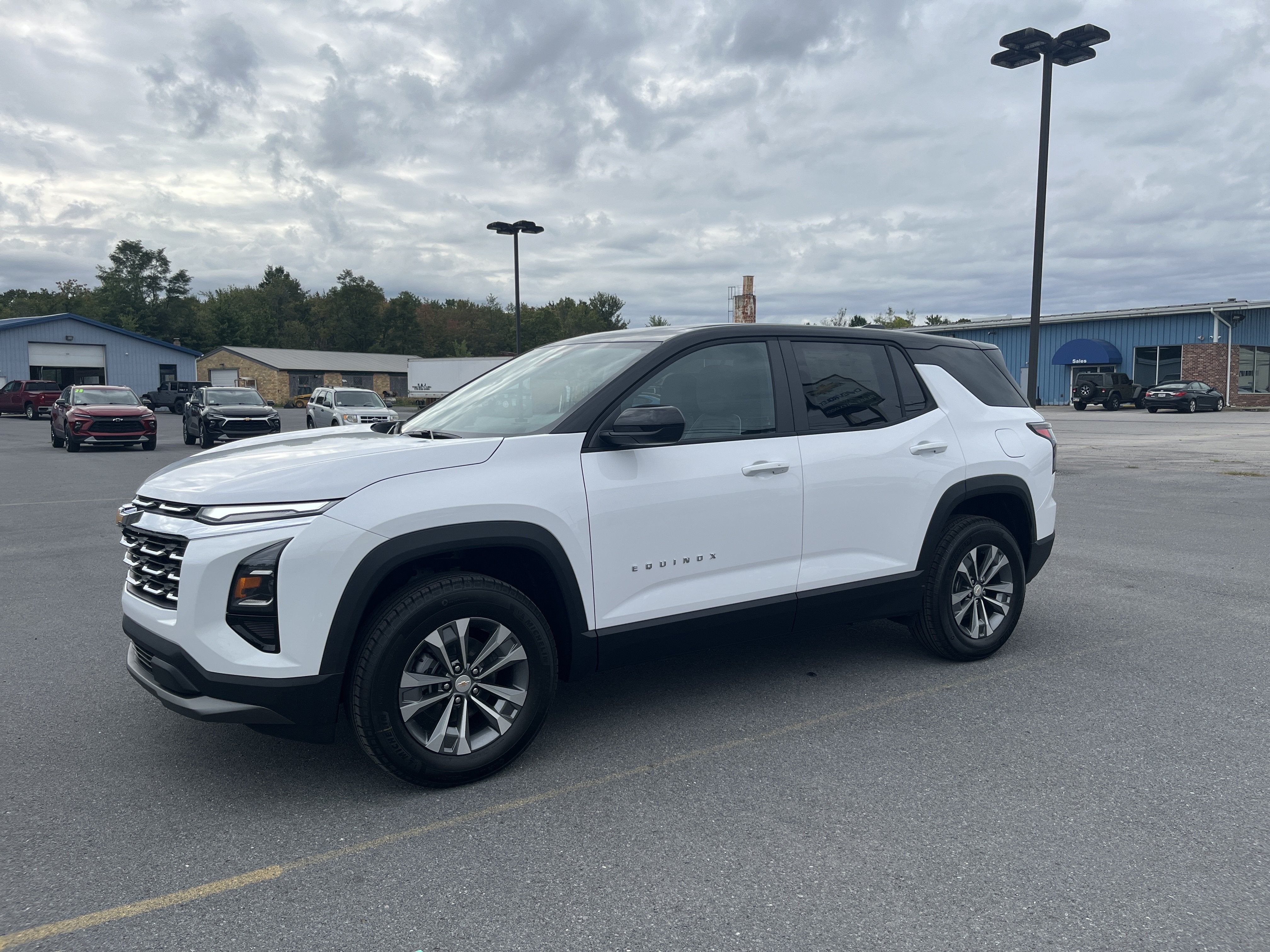 2027 Chevrolet Equinox LT