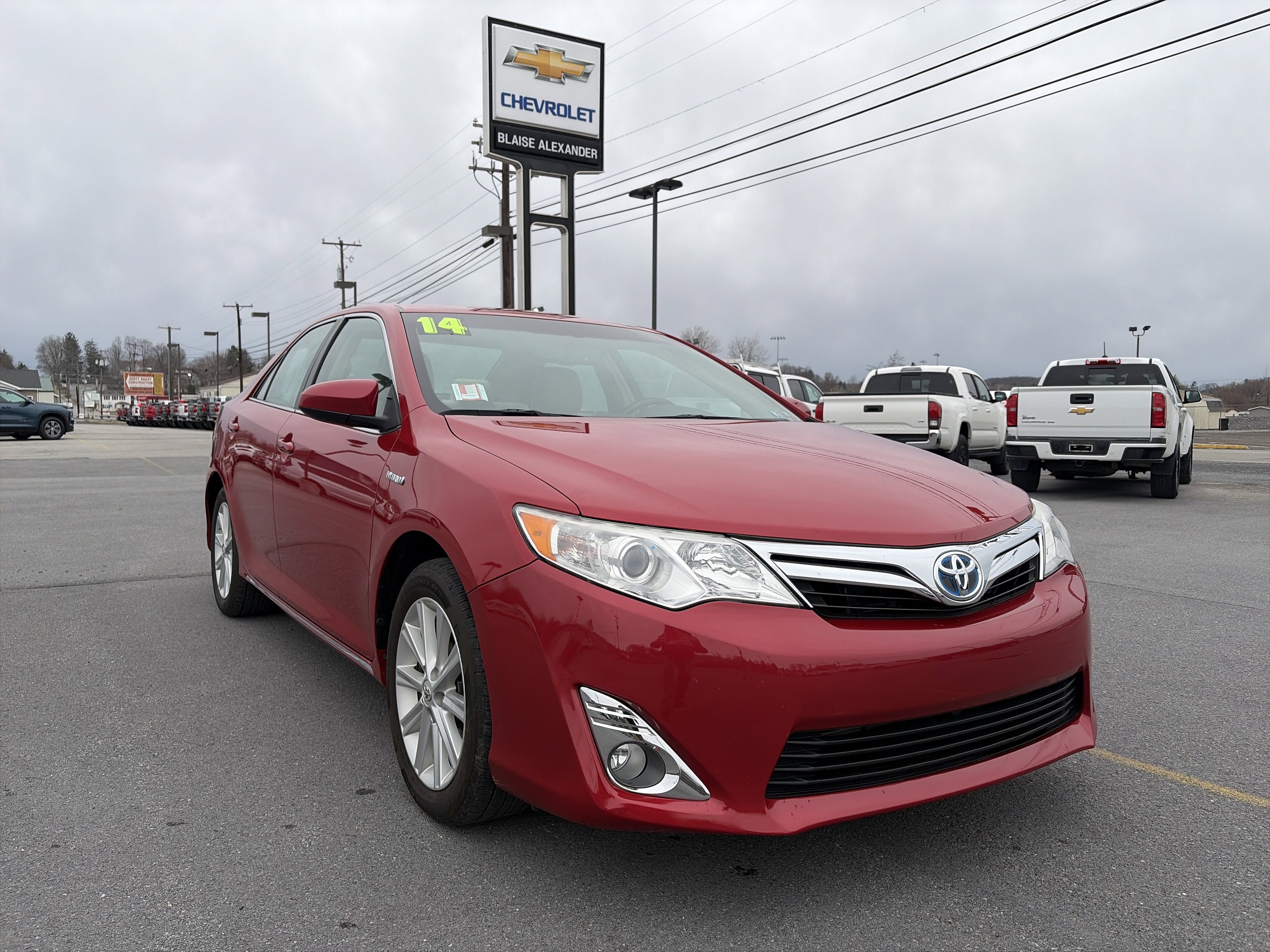 2014 Toyota Camry SE Hybrid
