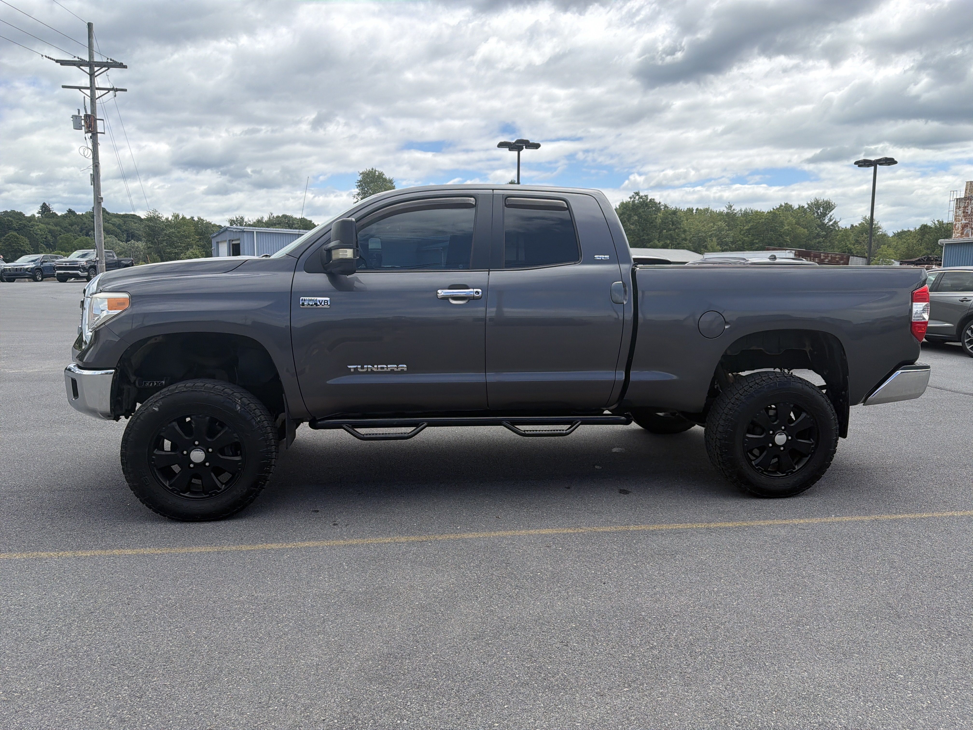 2016 Toyota Tundra 4WD Truck SR
